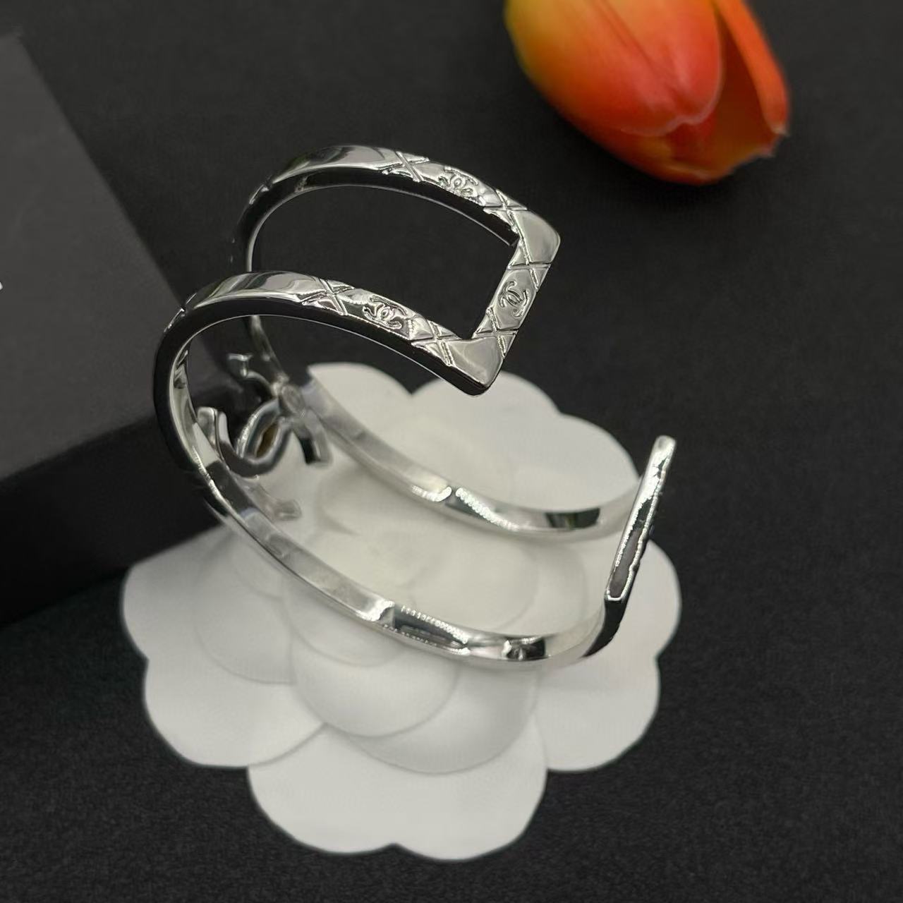 CHANE1 ダブルCブレスレット【 50％割引+送料無料】