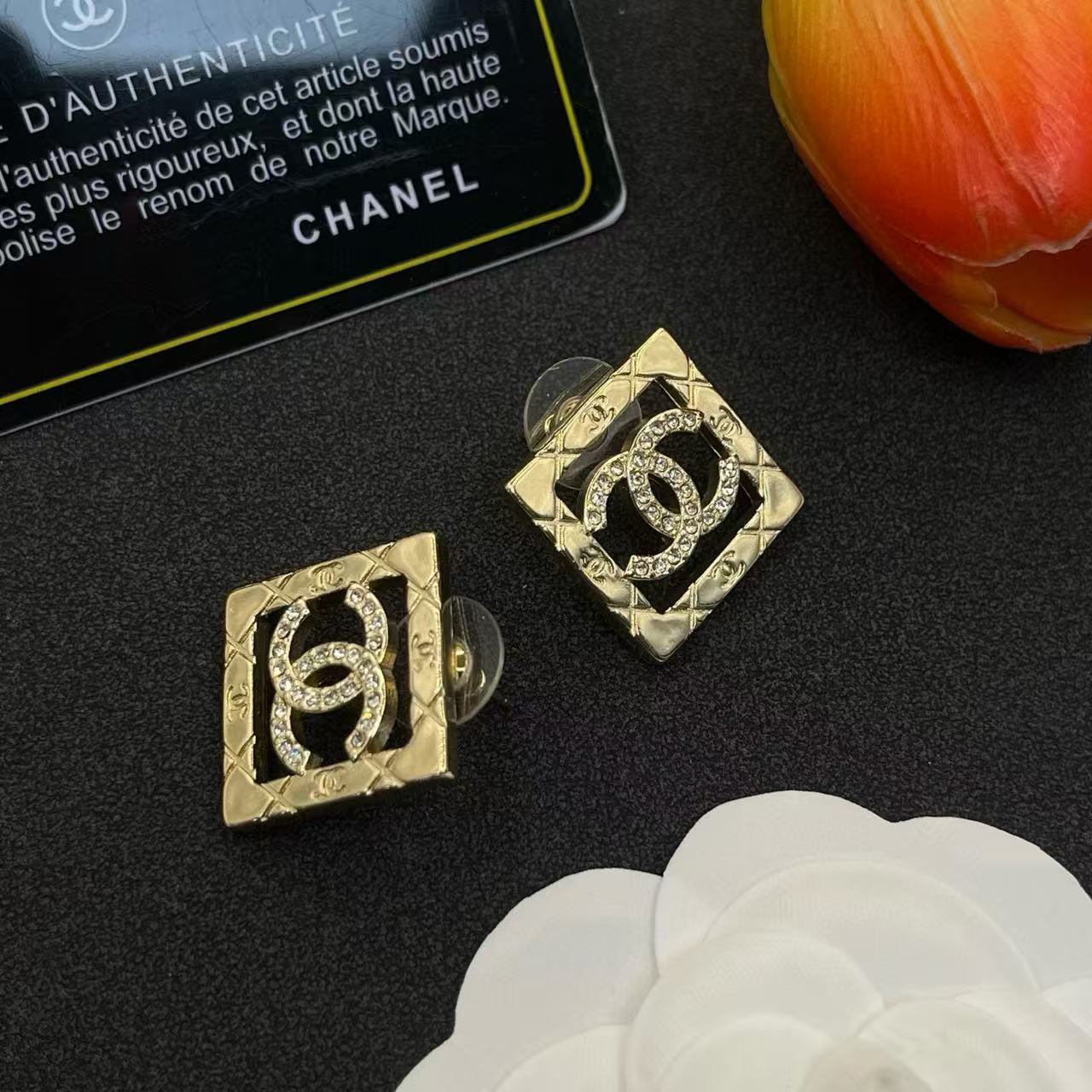 CHANE1 スクエアダブルCイヤリング【 50％割引+送料無料】