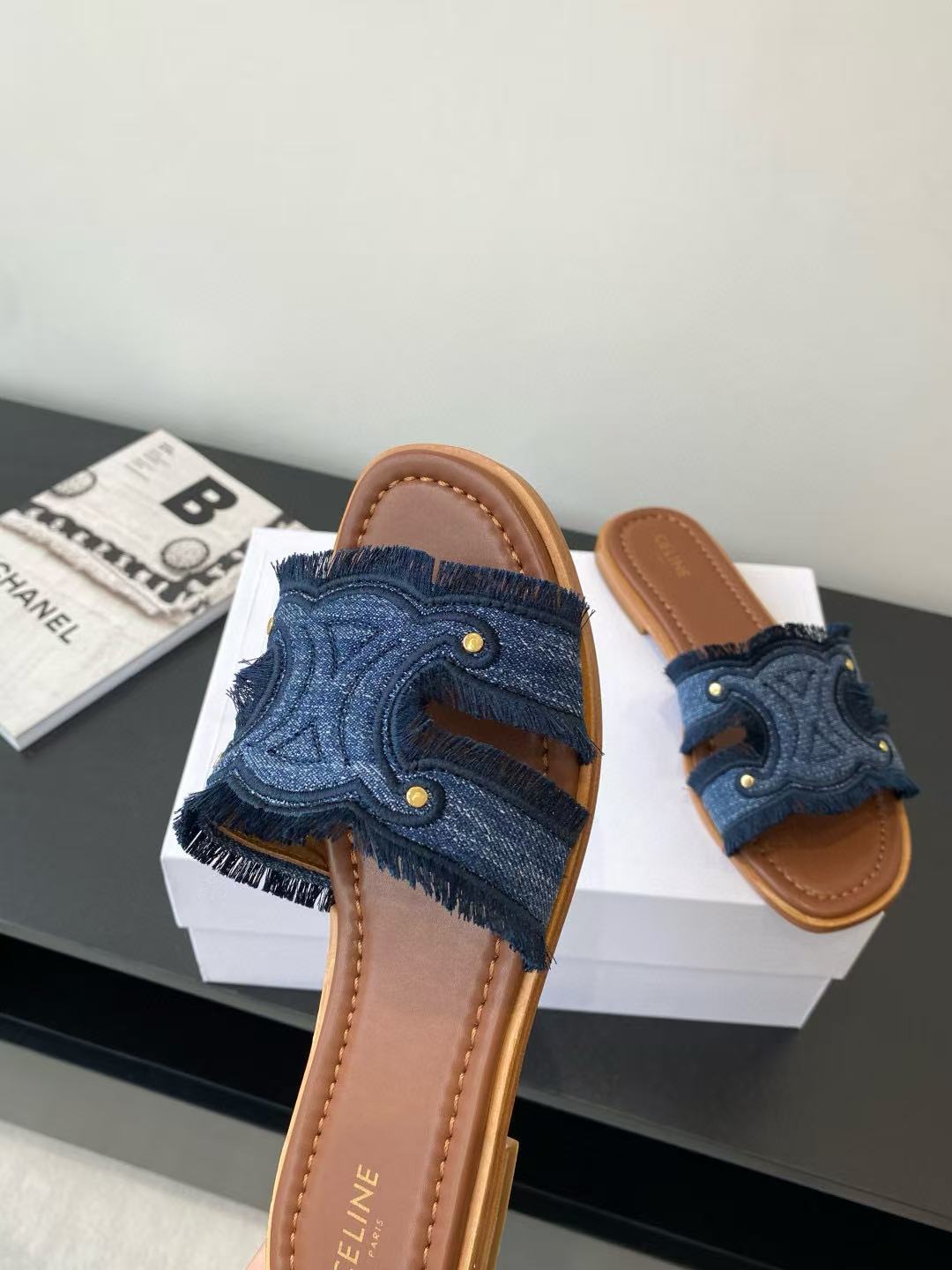CEL1NEの高品質凱旋門デニムスリッパ【50％割引+送料無料】