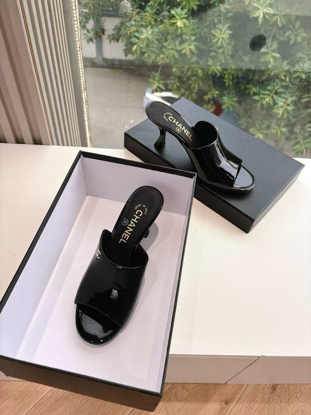 CHANE1 高品質パテントレザーシンプルハイヒール【50％割引+送料無料】