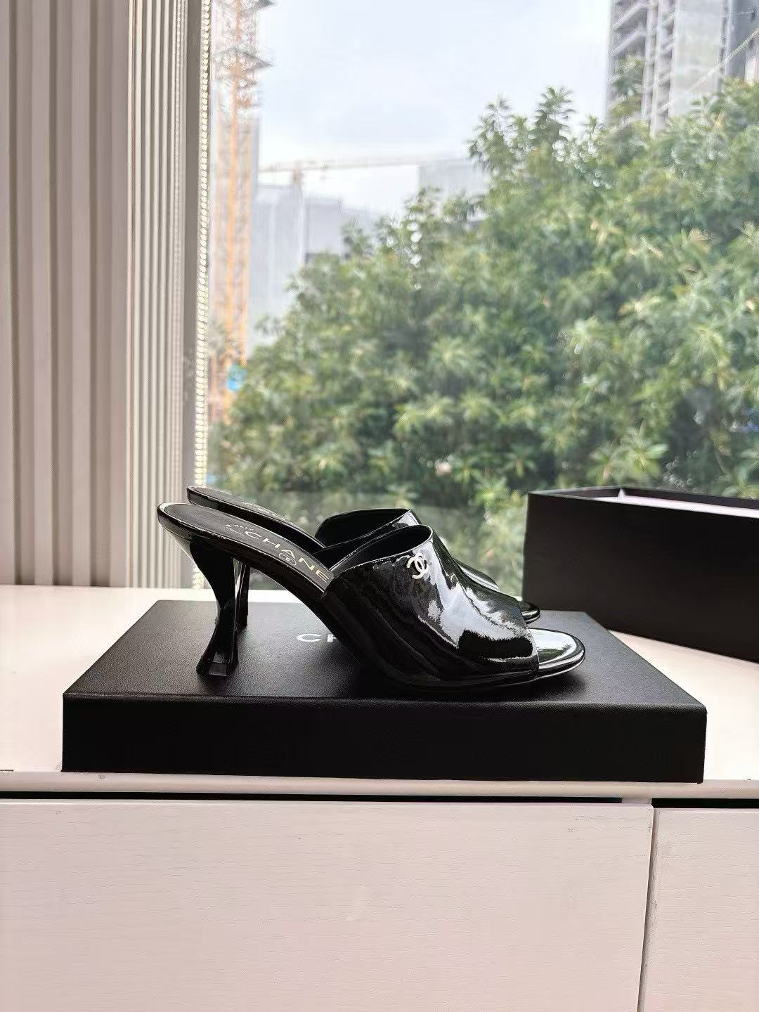 CHANE1 高品質パテントレザーシンプルハイヒール【50％割引+送料無料】