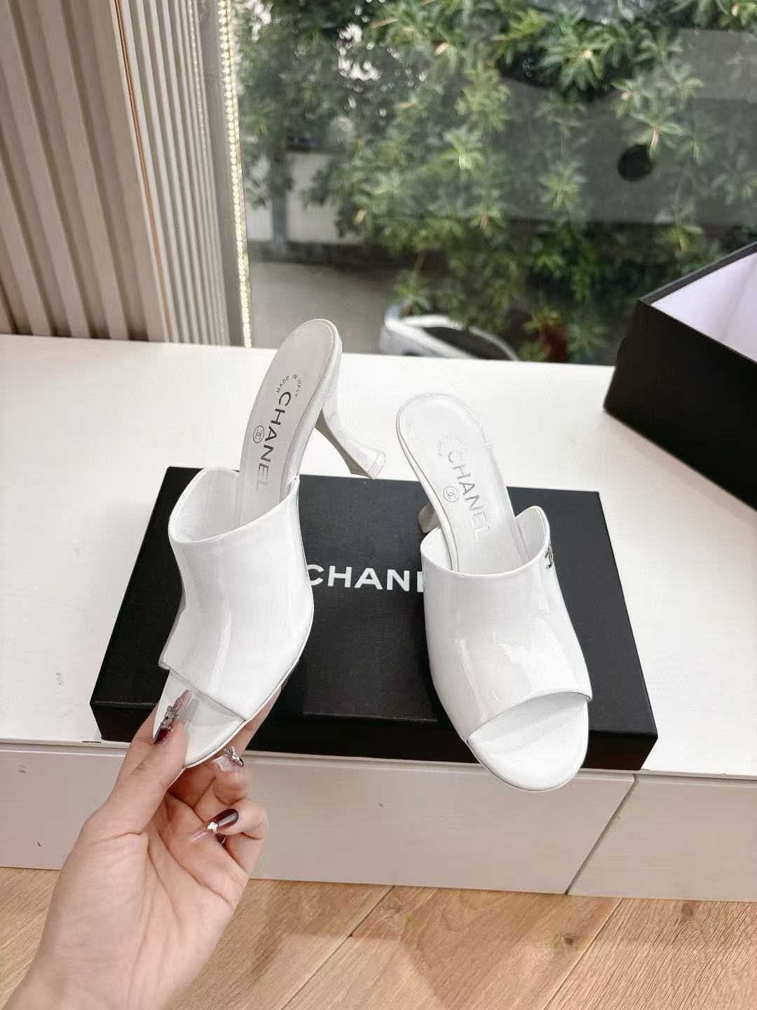 CHANE1 高品質パテントレザーシンプルハイヒール【50％割引+送料無料】