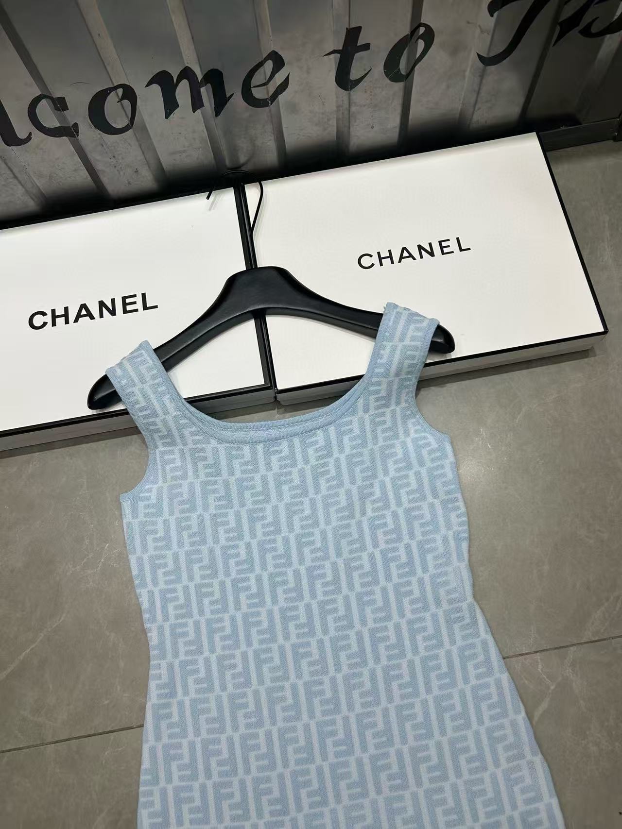 FEND1FF ニットベストドレス【 50％割引+送料無料】