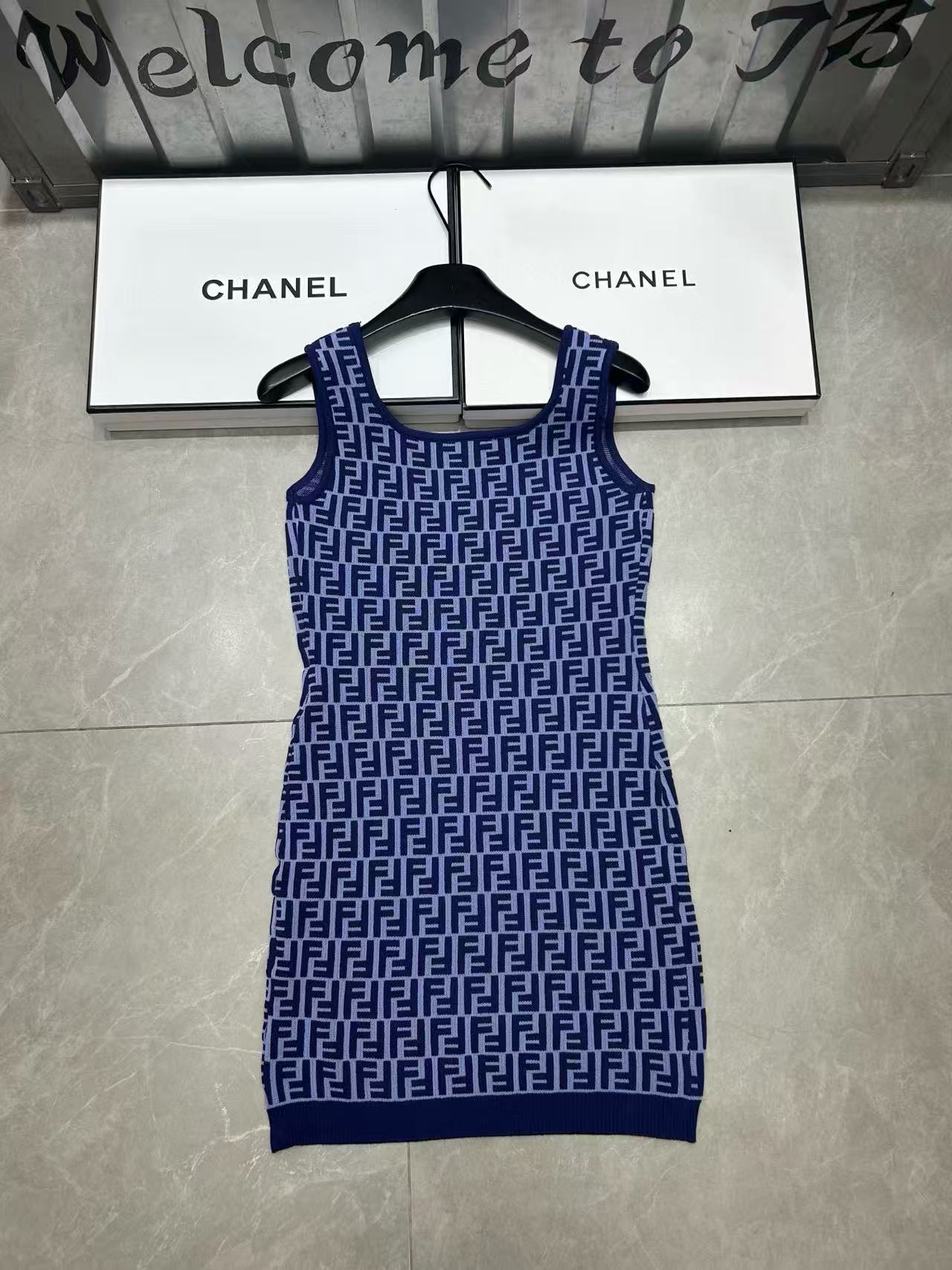 FEND1FF ニットベストドレス【 50％割引+送料無料】