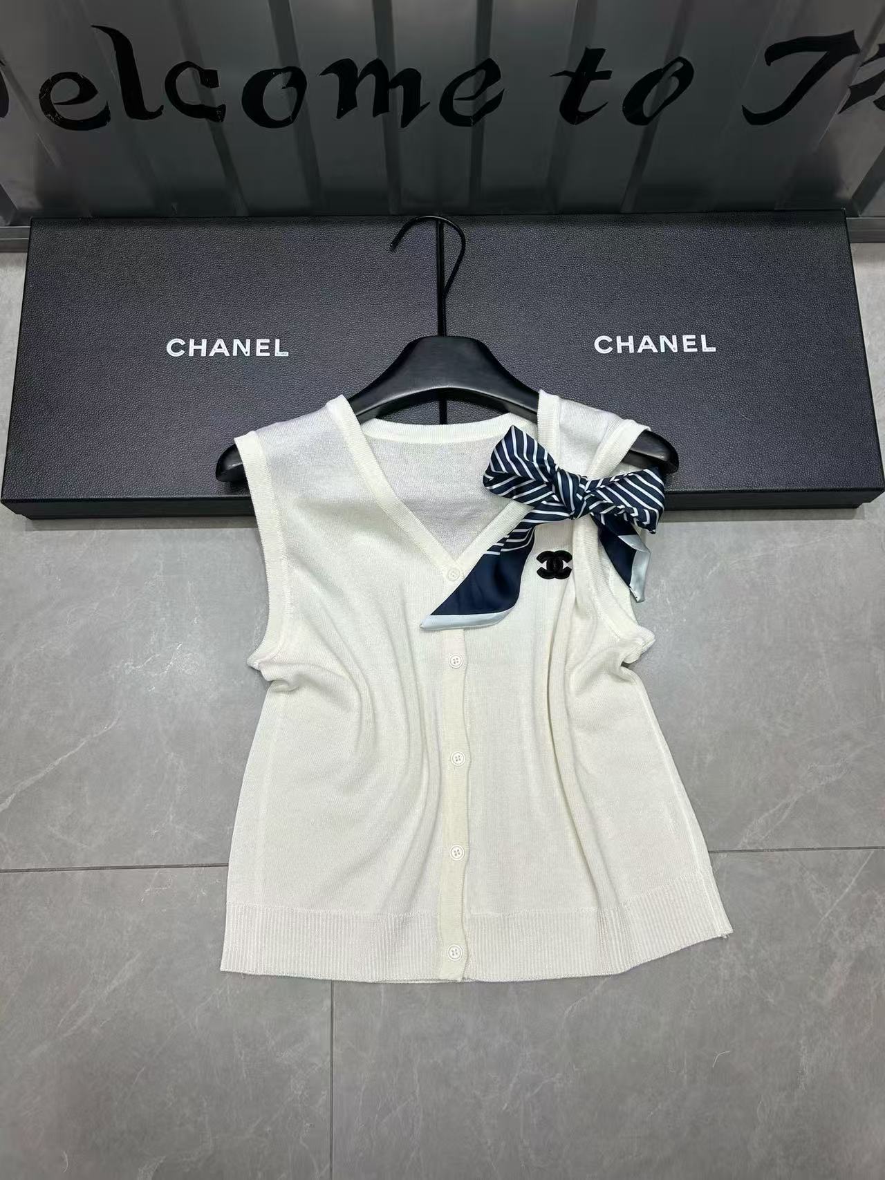 CHANE1 スカーフウールベスト【 50％割引+送料無料】