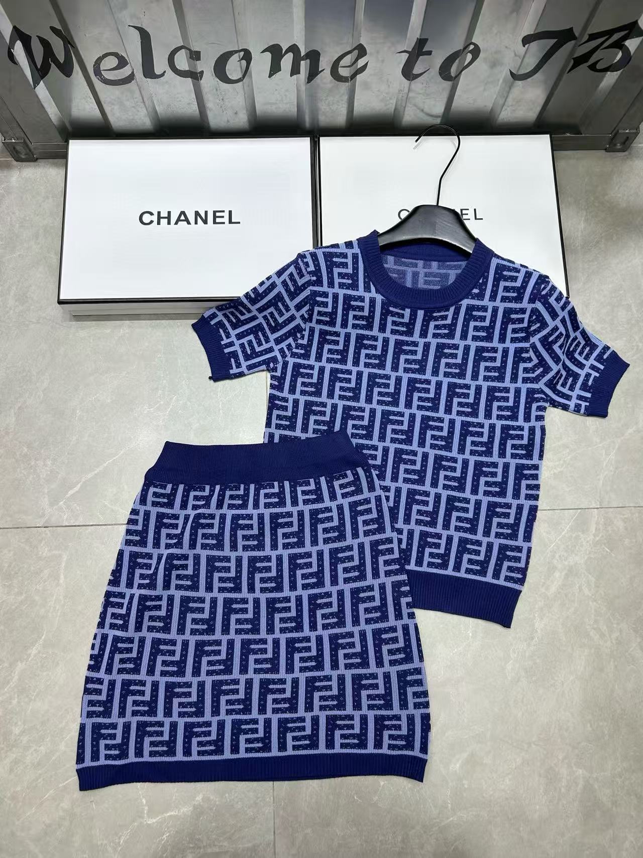 FEND1FFニットスーツ【 50％割引+送料無料】