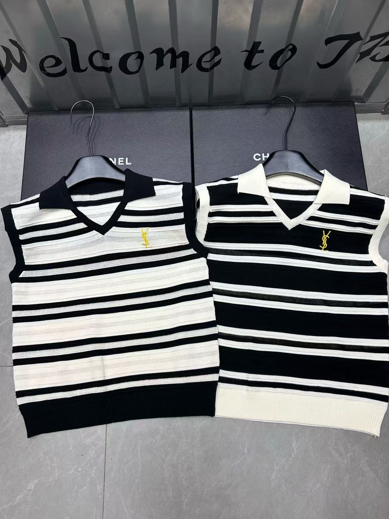YSL ラペルストライプウールベスト【 50％割引+送料無料】