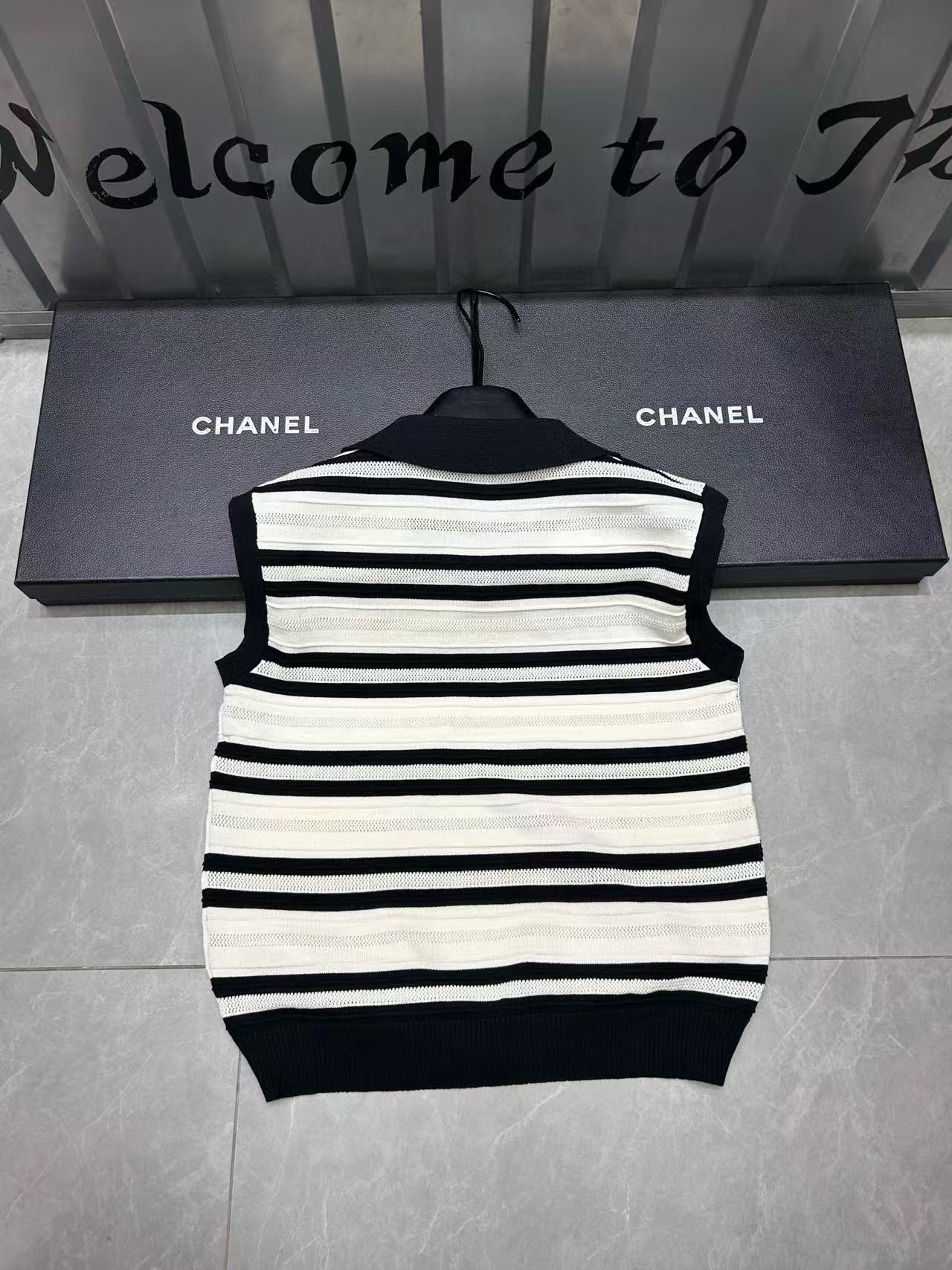 YSL ラペルストライプウールベスト【 50％割引+送料無料】