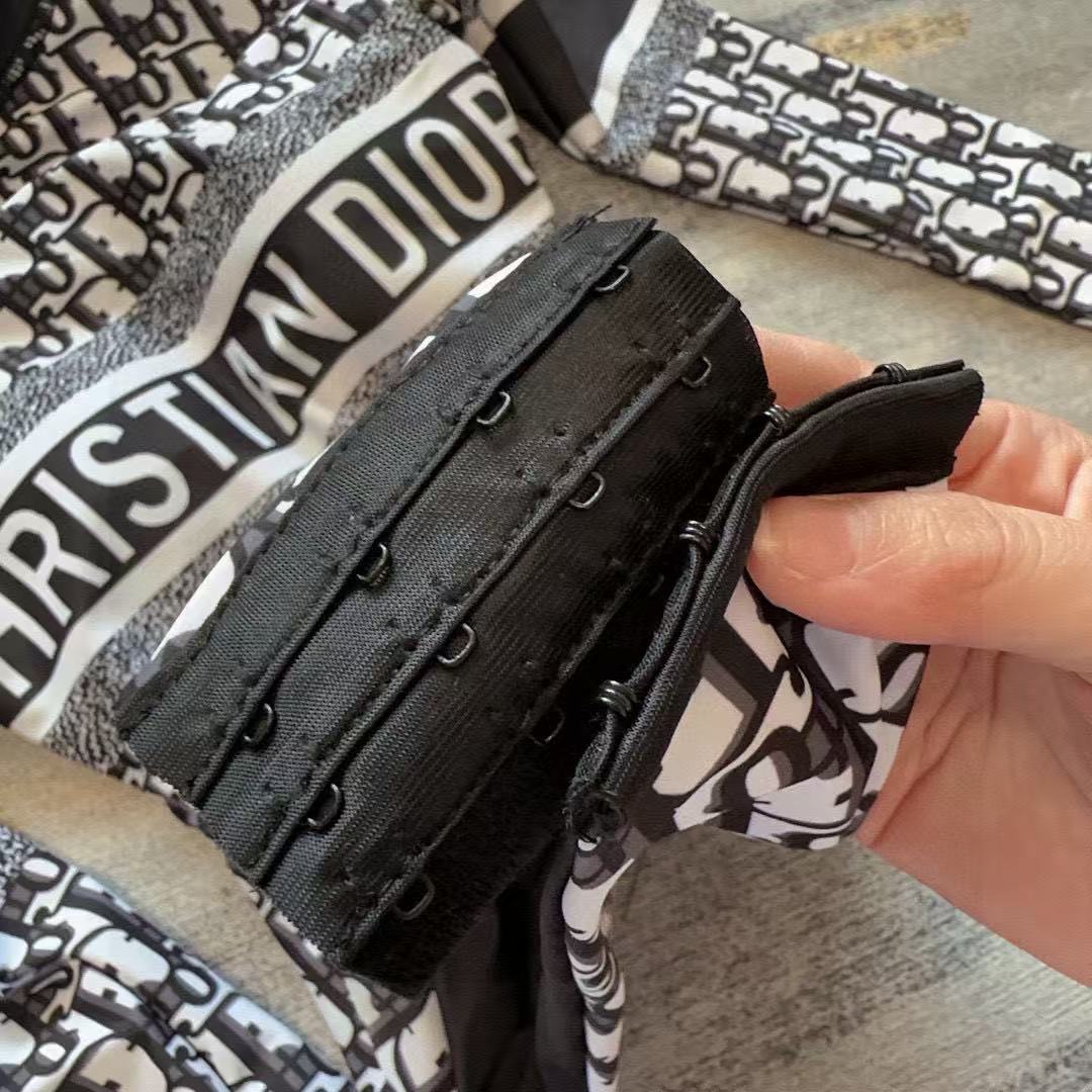 DI0Rプリント長袖ワンピース水着【 50％割引+送料無料】