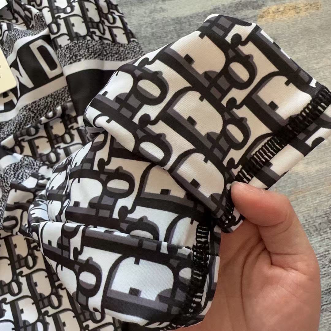 DI0Rプリント長袖ワンピース水着【 50％割引+送料無料】