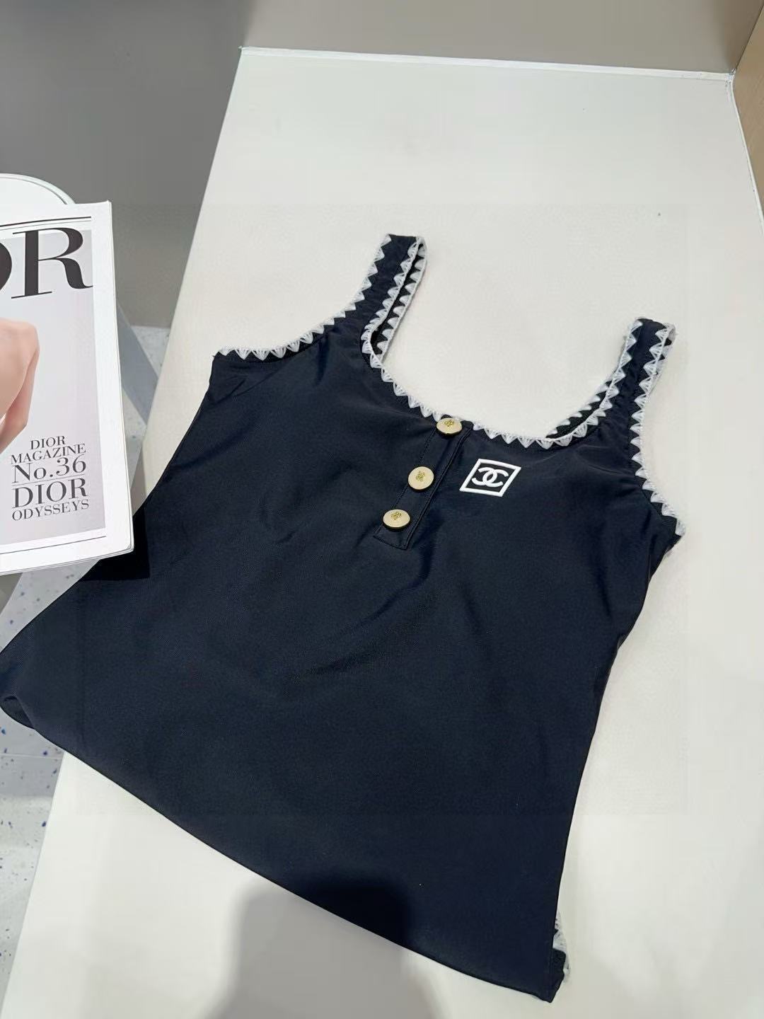 CHANE1ボタンワンピース水着【 50％割引+送料無料】