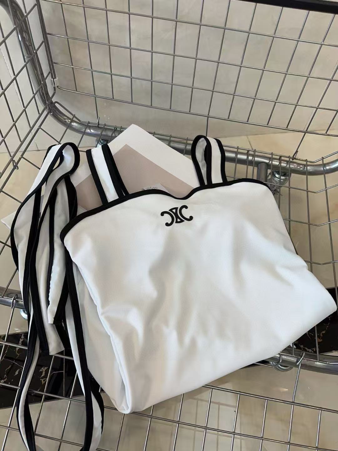 CEL1NE 凱旋門ワンピース水着【 50％割引+送料無料】