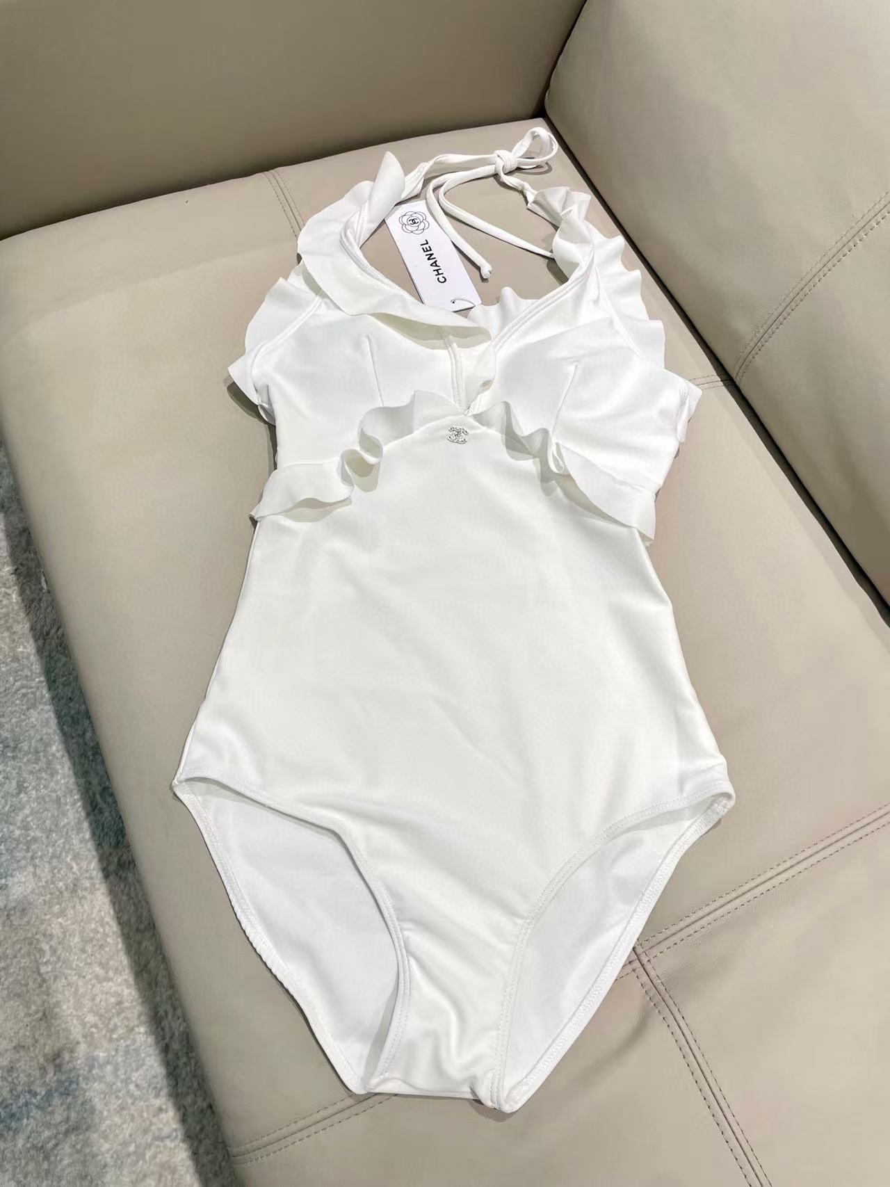 CHANE1 フリルワンピース水着【 50％割引+送料無料】