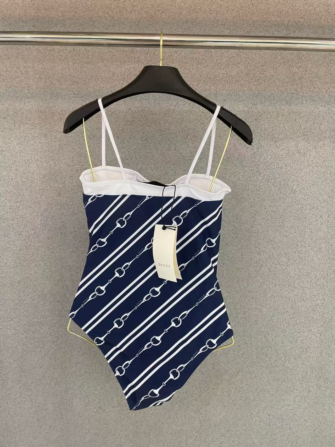 GUCC1 オープンバック カラーブロックプリント ワンピース水着【 50％割引+送料無料】