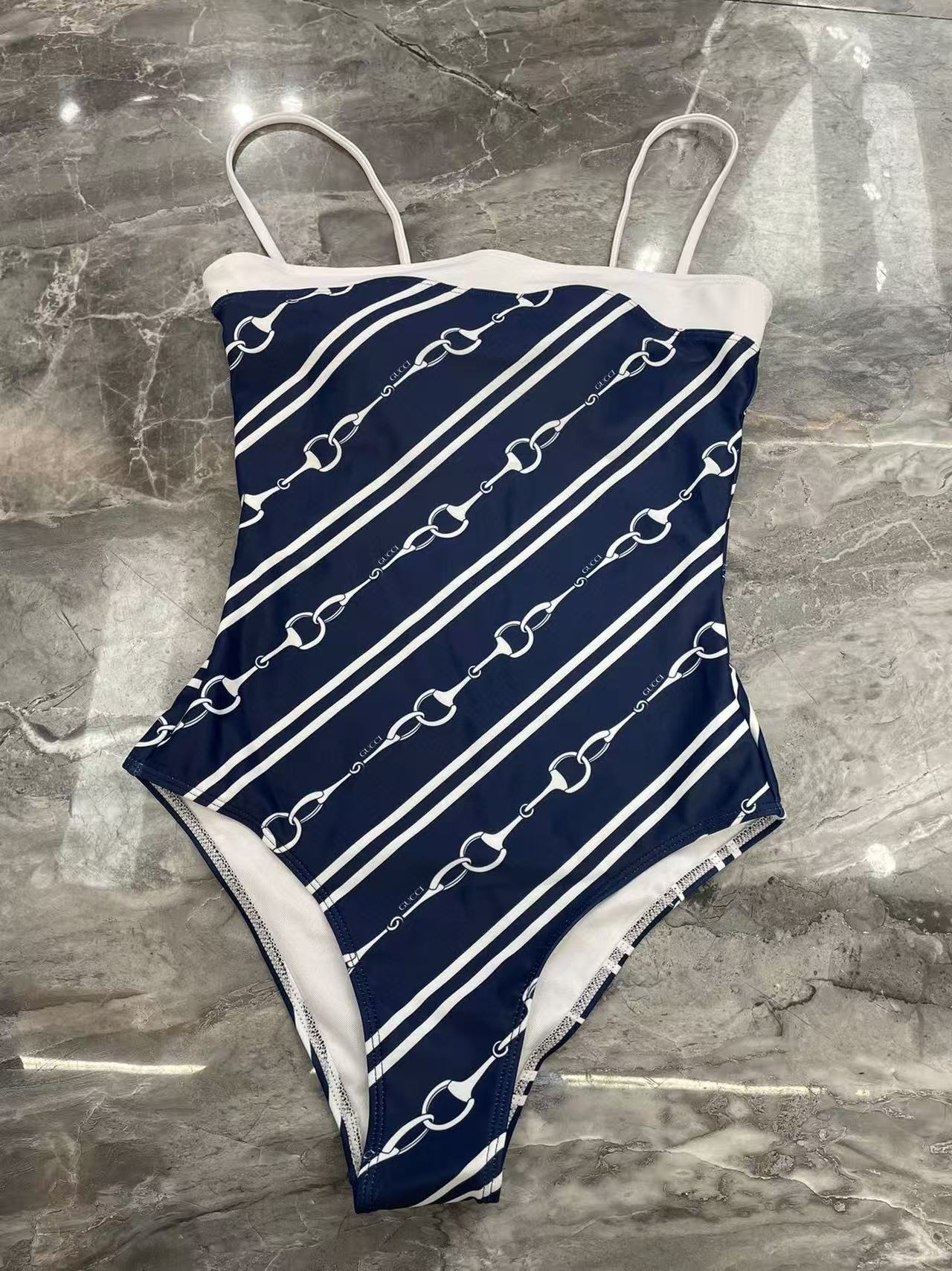 GUCC1 オープンバック カラーブロックプリント ワンピース水着【 50％割引+送料無料】