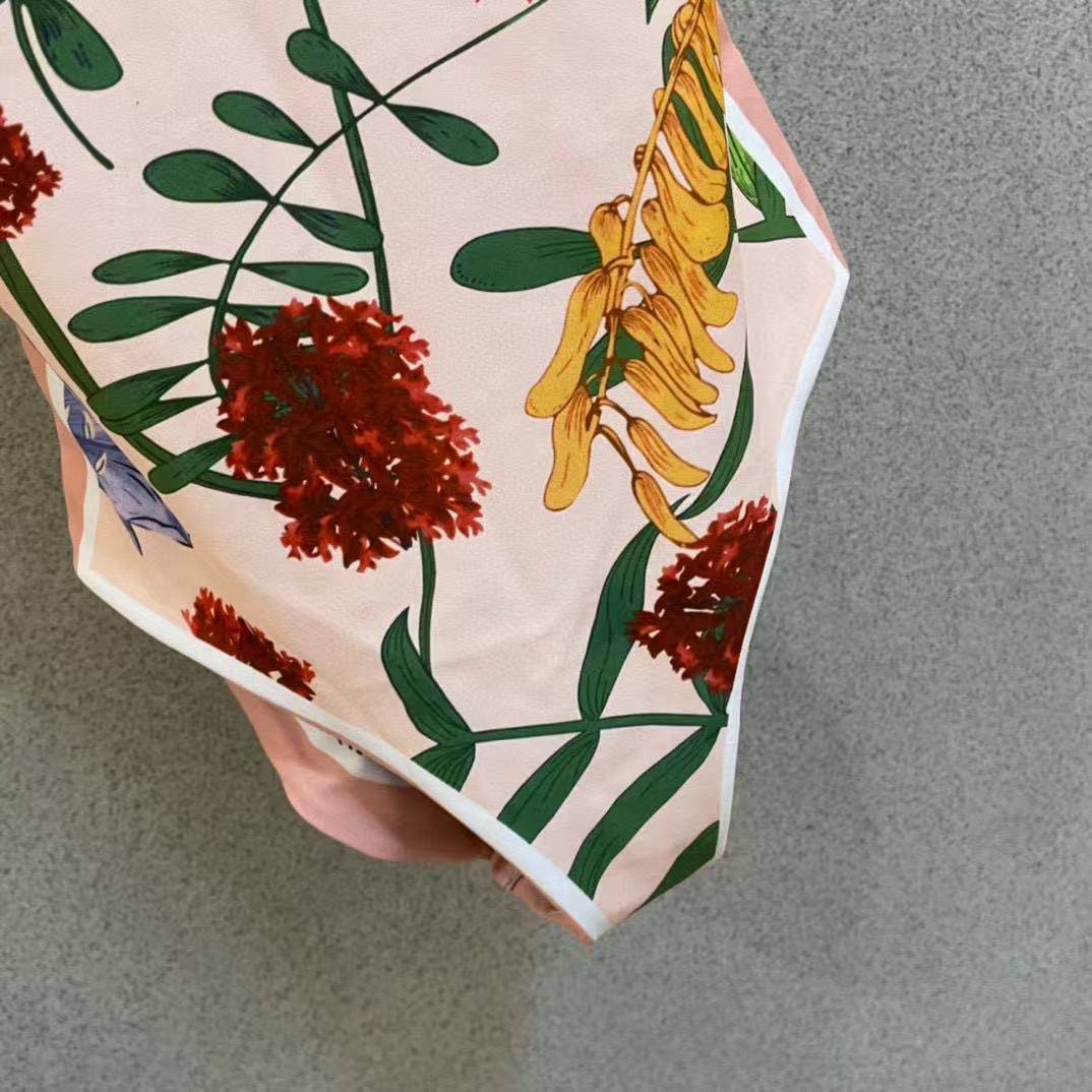 GUCC1プリントワンピース水着【 50％割引+送料無料】