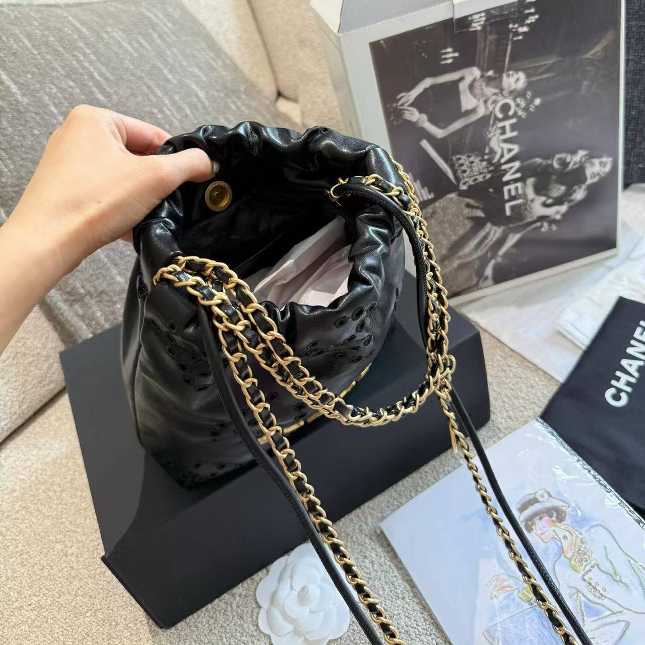 CHANE1 チェーン中空ショッピングバッグ【 50％割引+送料無料】