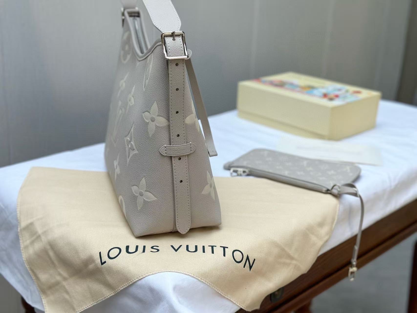 LV carryショッピングバッグ【 50％割引+送料無料】