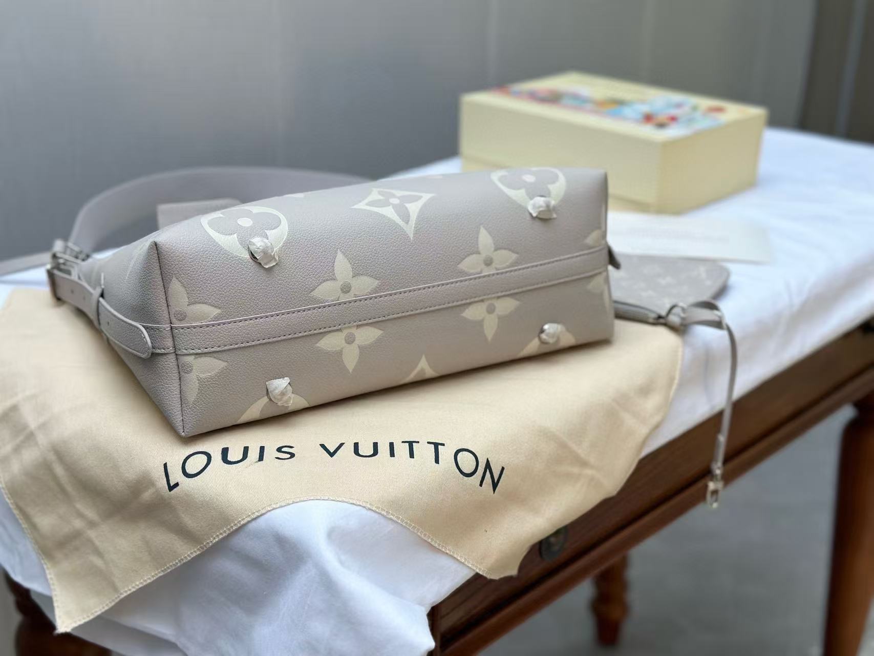 LV carryショッピングバッグ【 50％割引+送料無料】