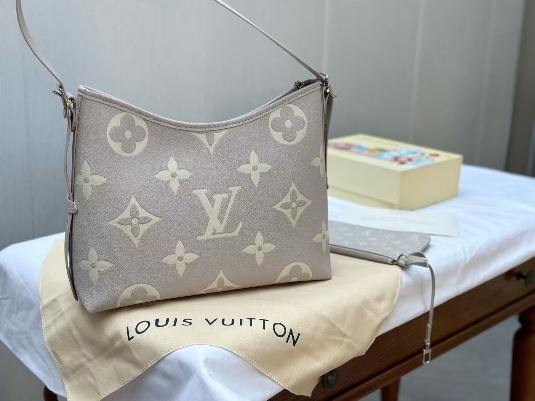 LV carryショッピングバッグ【 50％割引+送料無料】