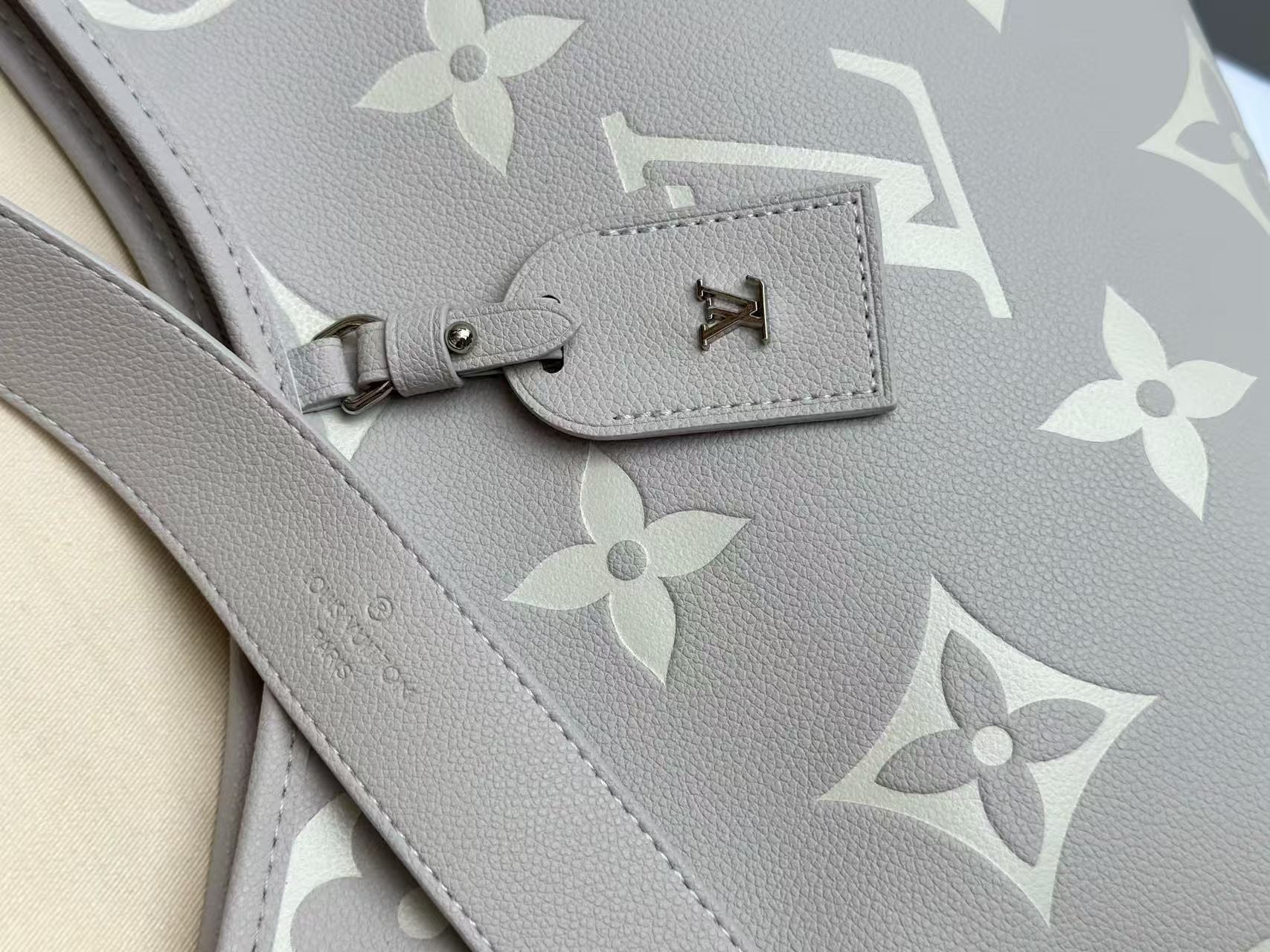 LV carryショッピングバッグ【 50％割引+送料無料】