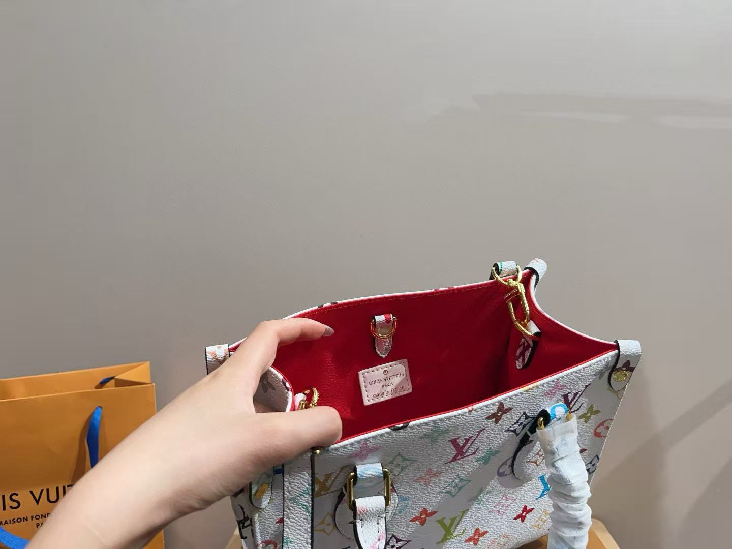 LV onthegoショッピングバッグ【 50％割引+送料無料】