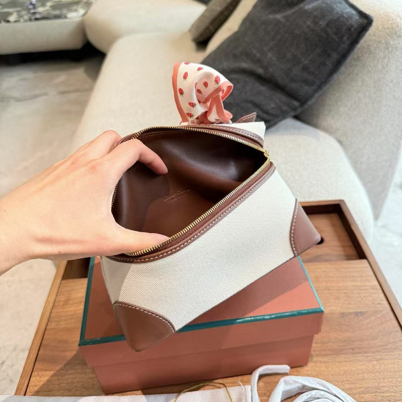 HERME5 キャンバストートバッグ【 50％割引+送料無料】