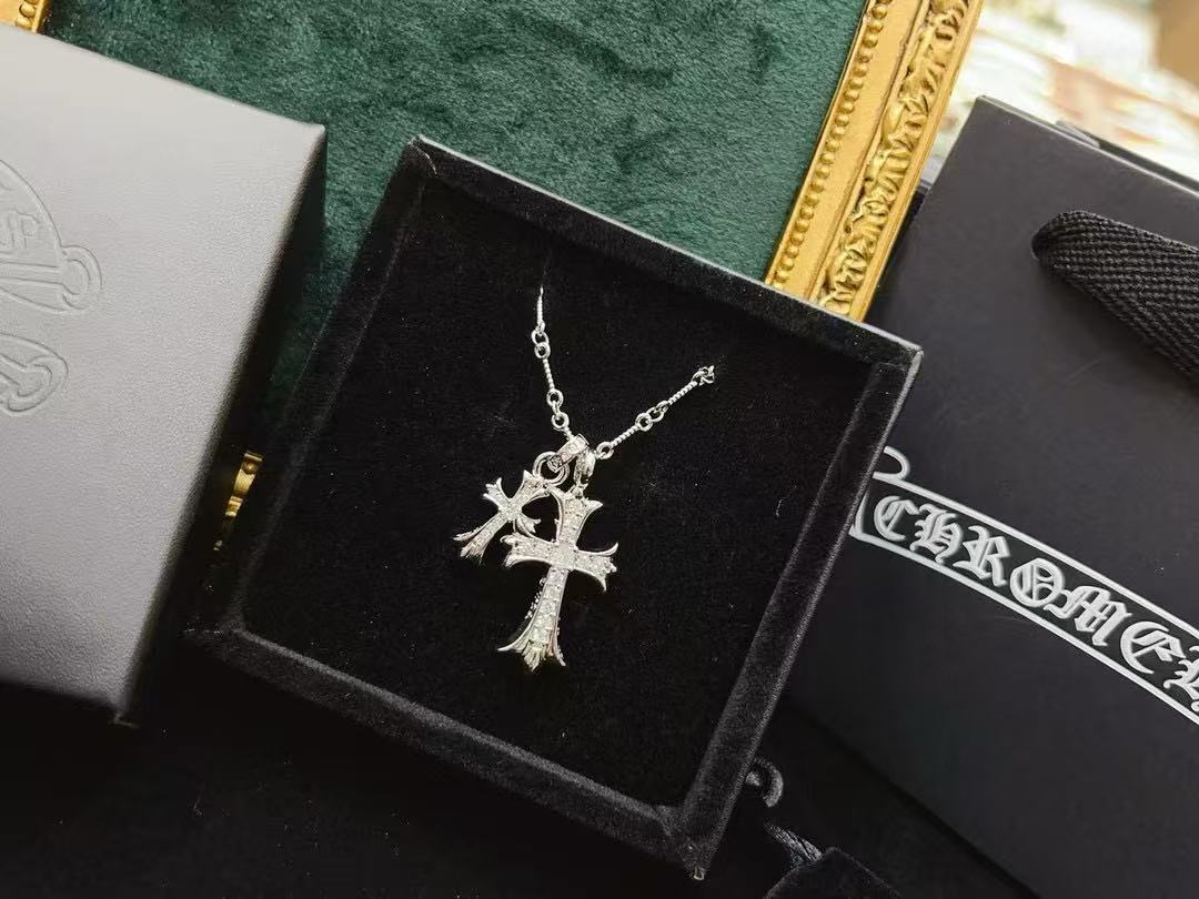 Chr0me Heartsクロスダイヤモンドネックレス【 50％割引+送料無料】