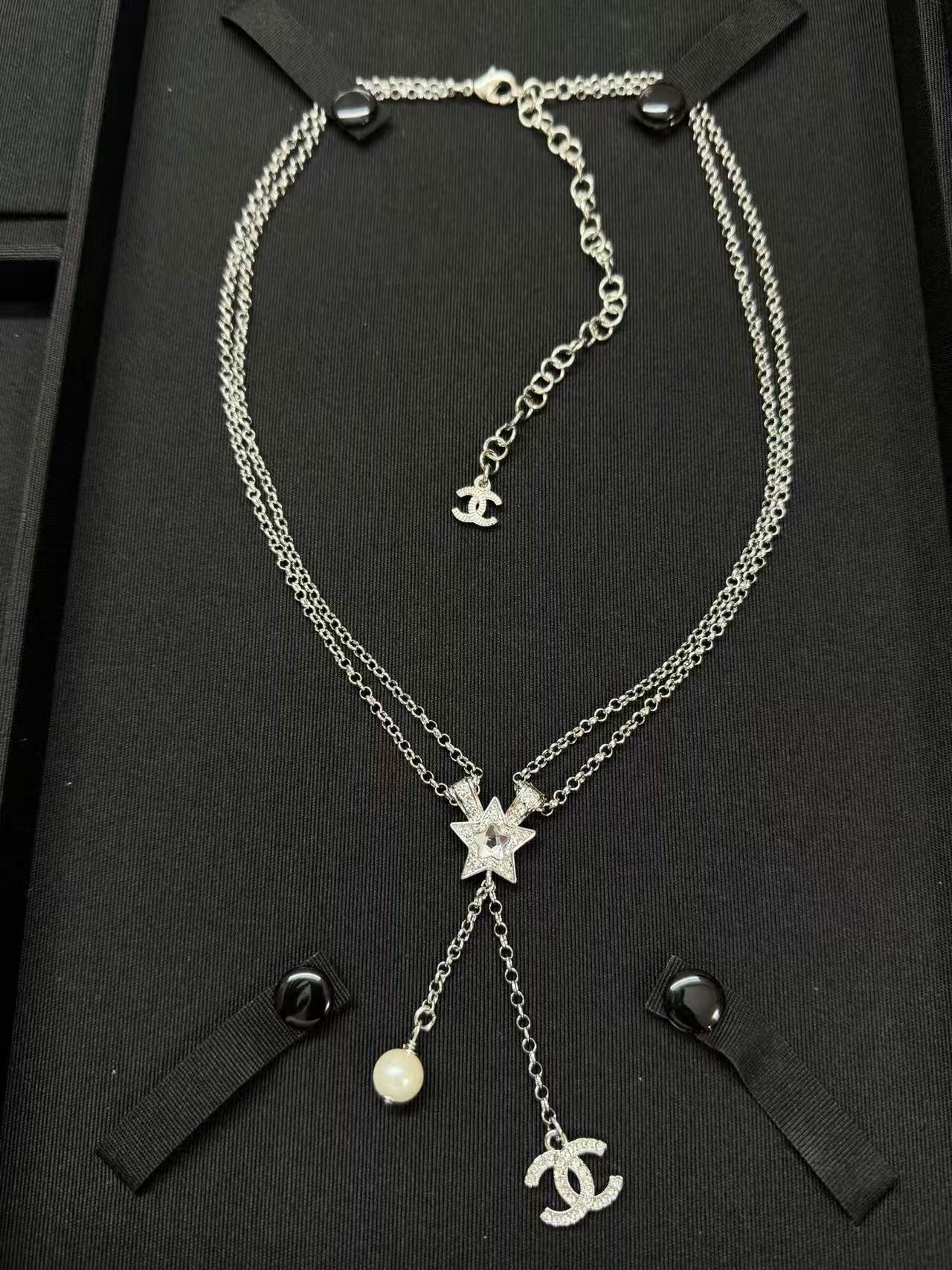 CHANE1 五芒星ダブルCネックレス【50％割引+送料無料】