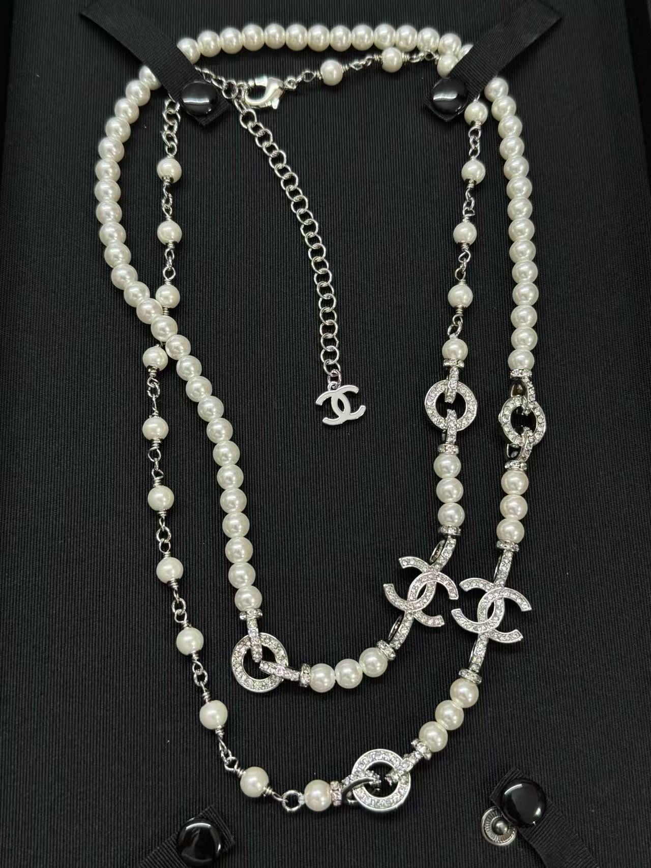CHANE1 ダブルCパールセーターネックレス【50％割引+送料無料】