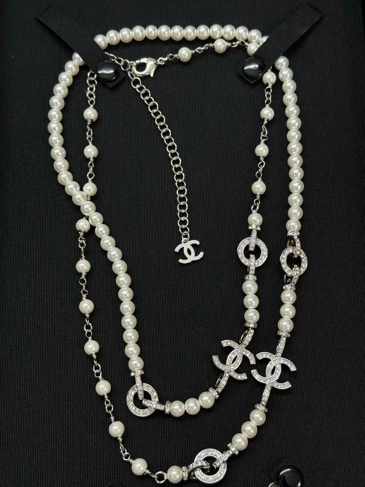 CHANE1 ダブルCパールセーターネックレス【50％割引+送料無料】