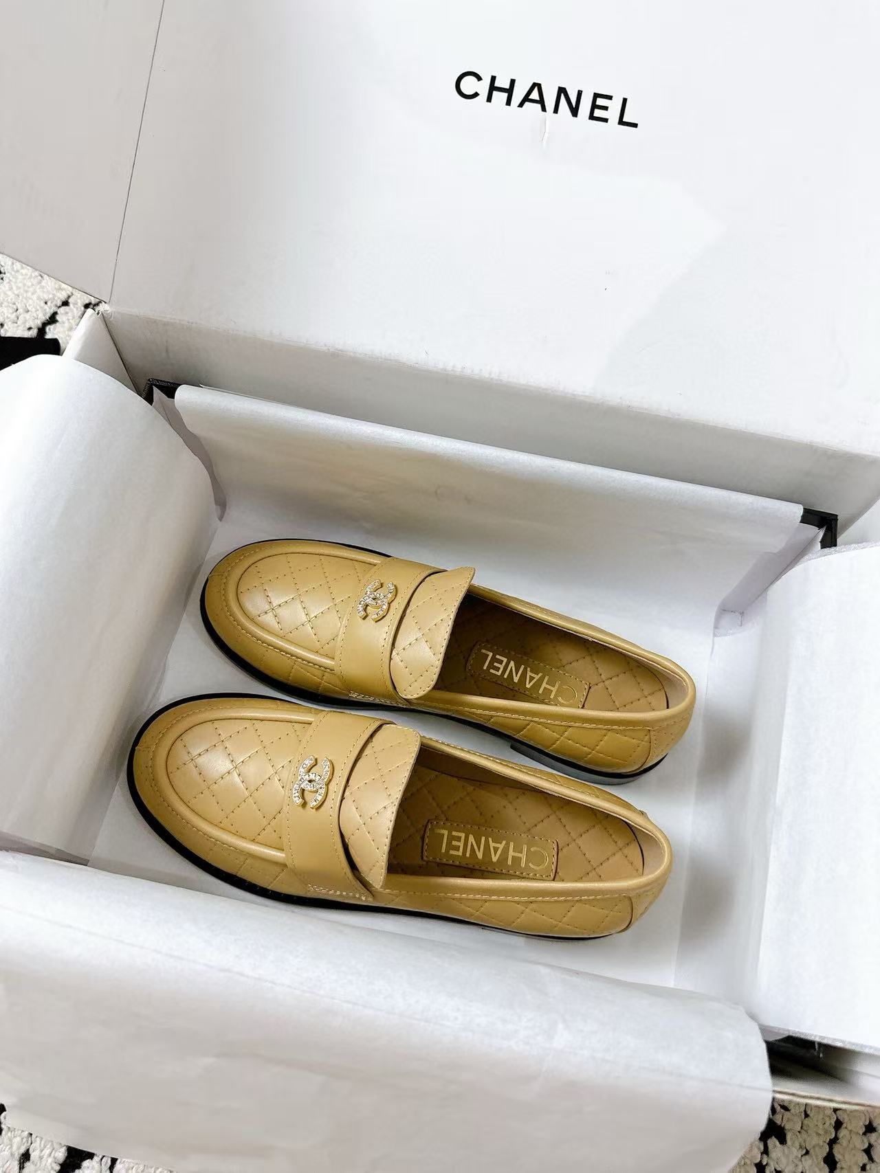 CHANE1 高品質ダブルCダイヤモンドバックルローファー【50％割引+送料無料】