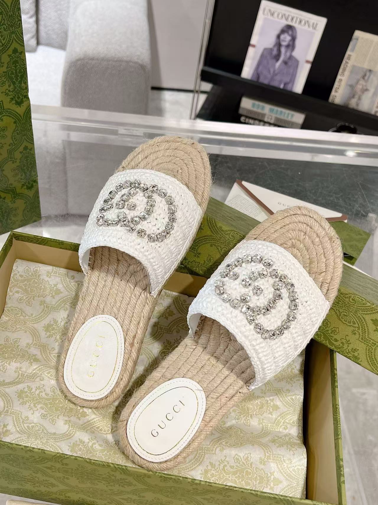 GUCC1 高品質ラインストーンダブルG織りスリッパ【50％割引+送料無料】