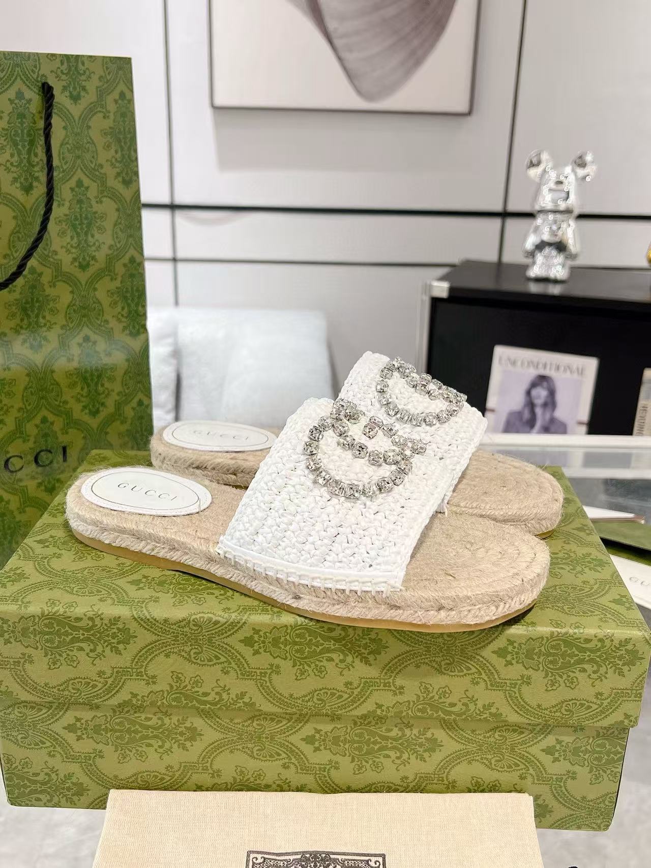 GUCC1 高品質ラインストーンダブルG織りスリッパ【50％割引+送料無料】