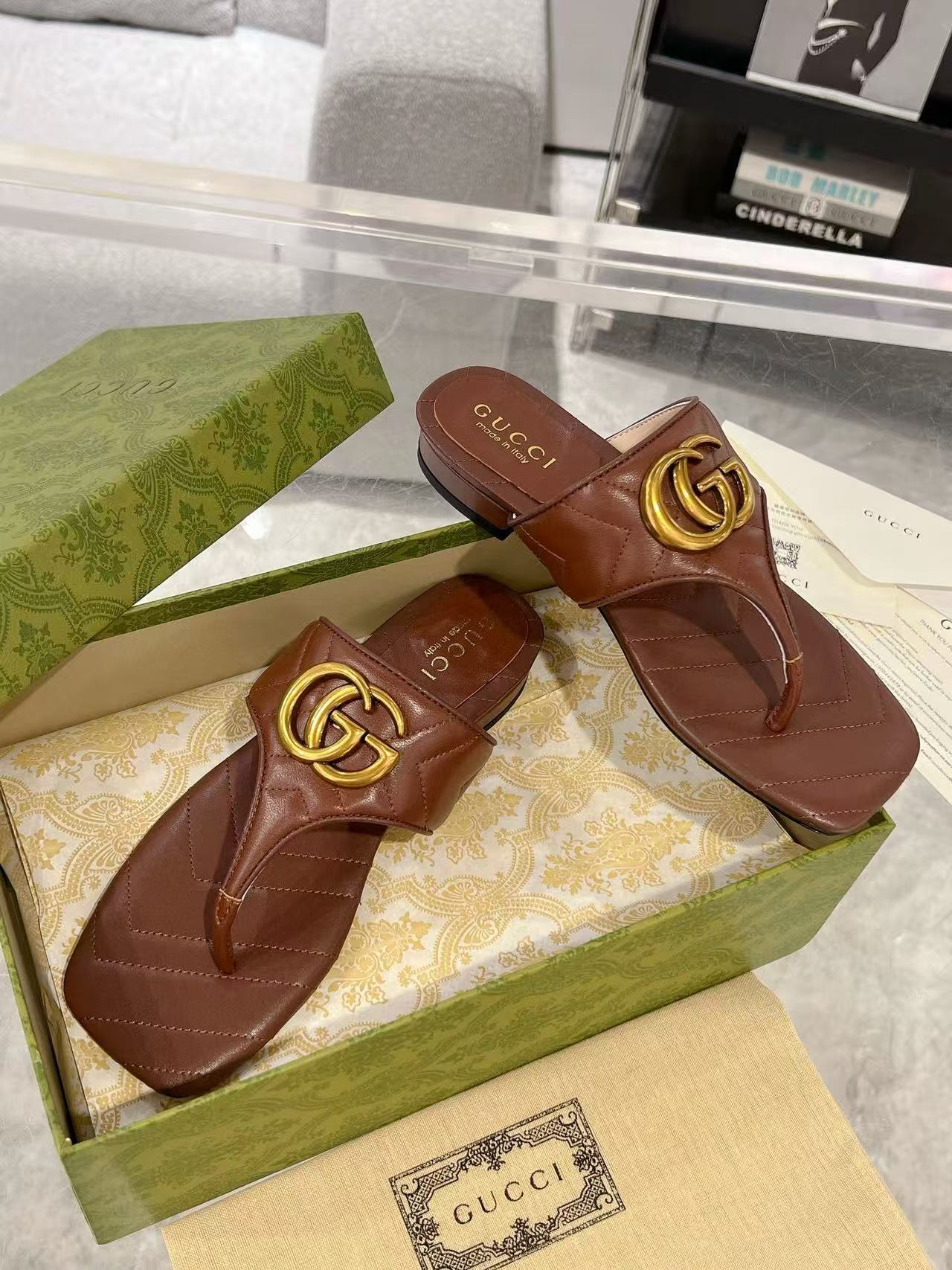 GUCC1 高品質ダブルGフリップフロップ【50％割引+送料無料】