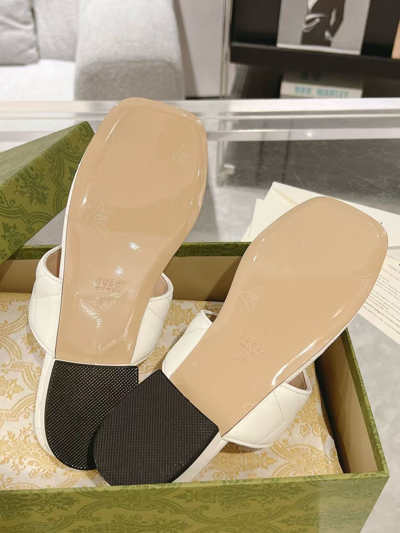 GUCC1 高品質ダブルGフリップフロップ【50％割引+送料無料】
