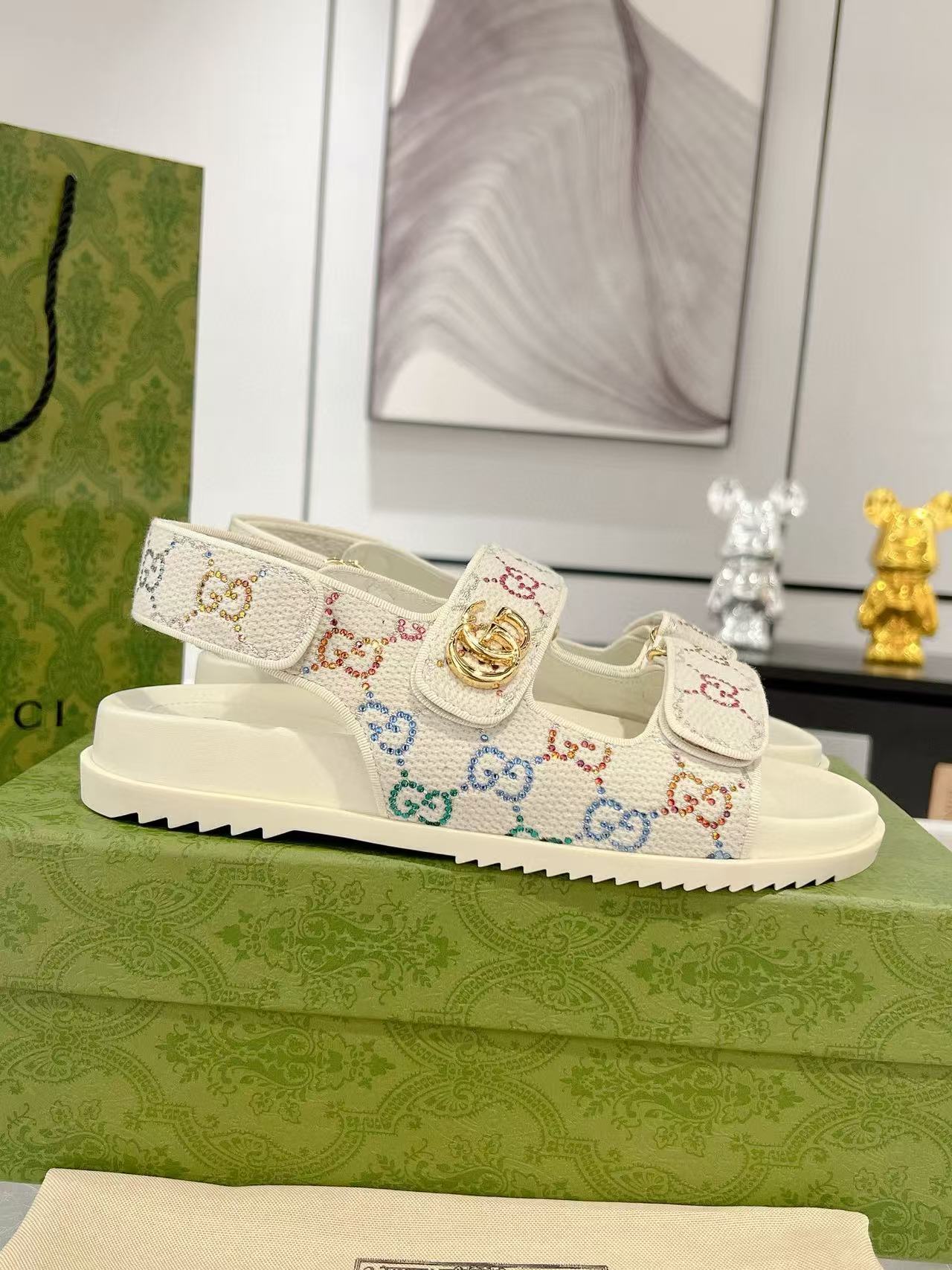 GUCC1 高品質ベルクロサンダル【50％割引+送料無料】