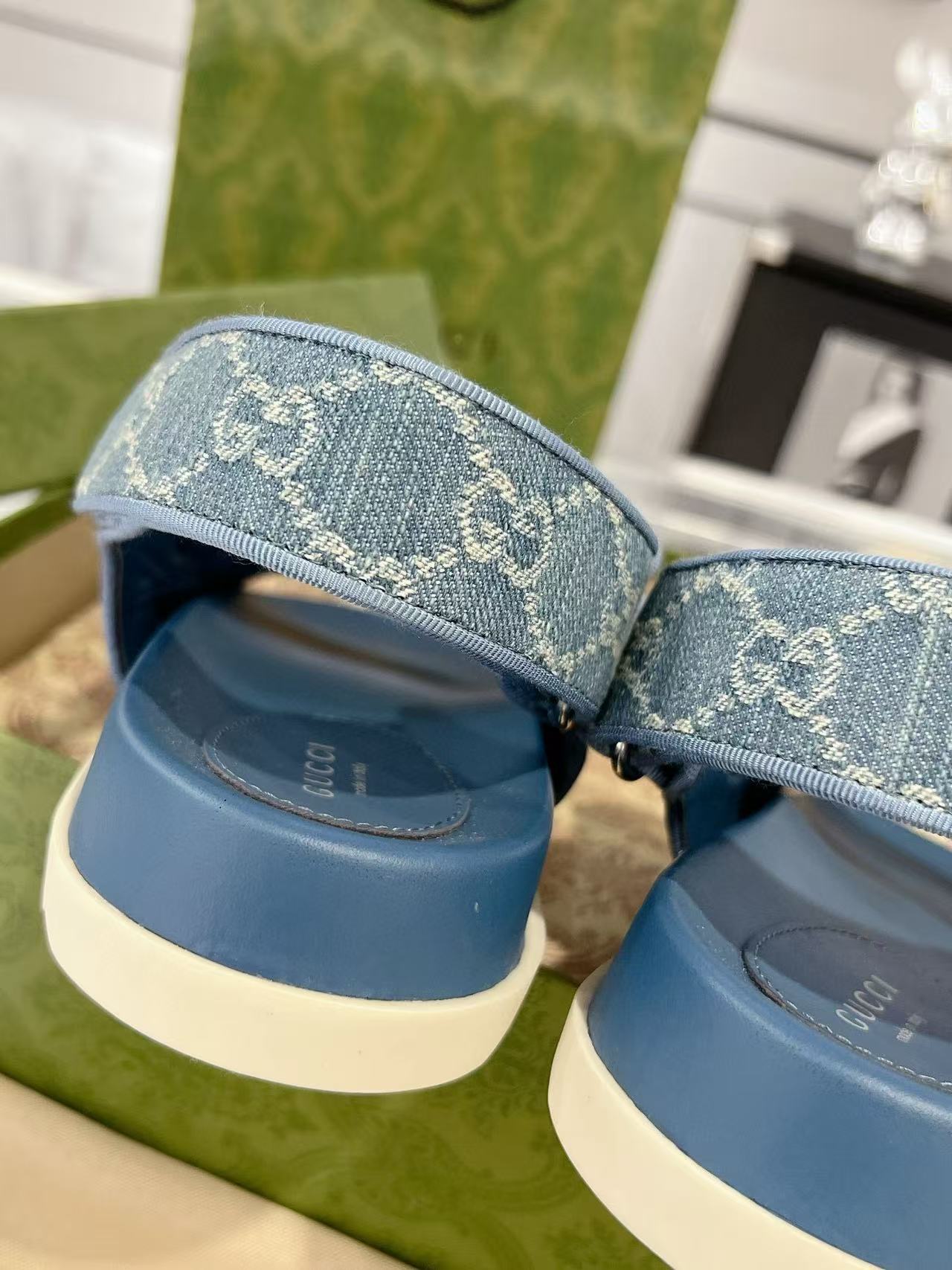 GUCC1 高品質ベルクロサンダル【50％割引+送料無料】