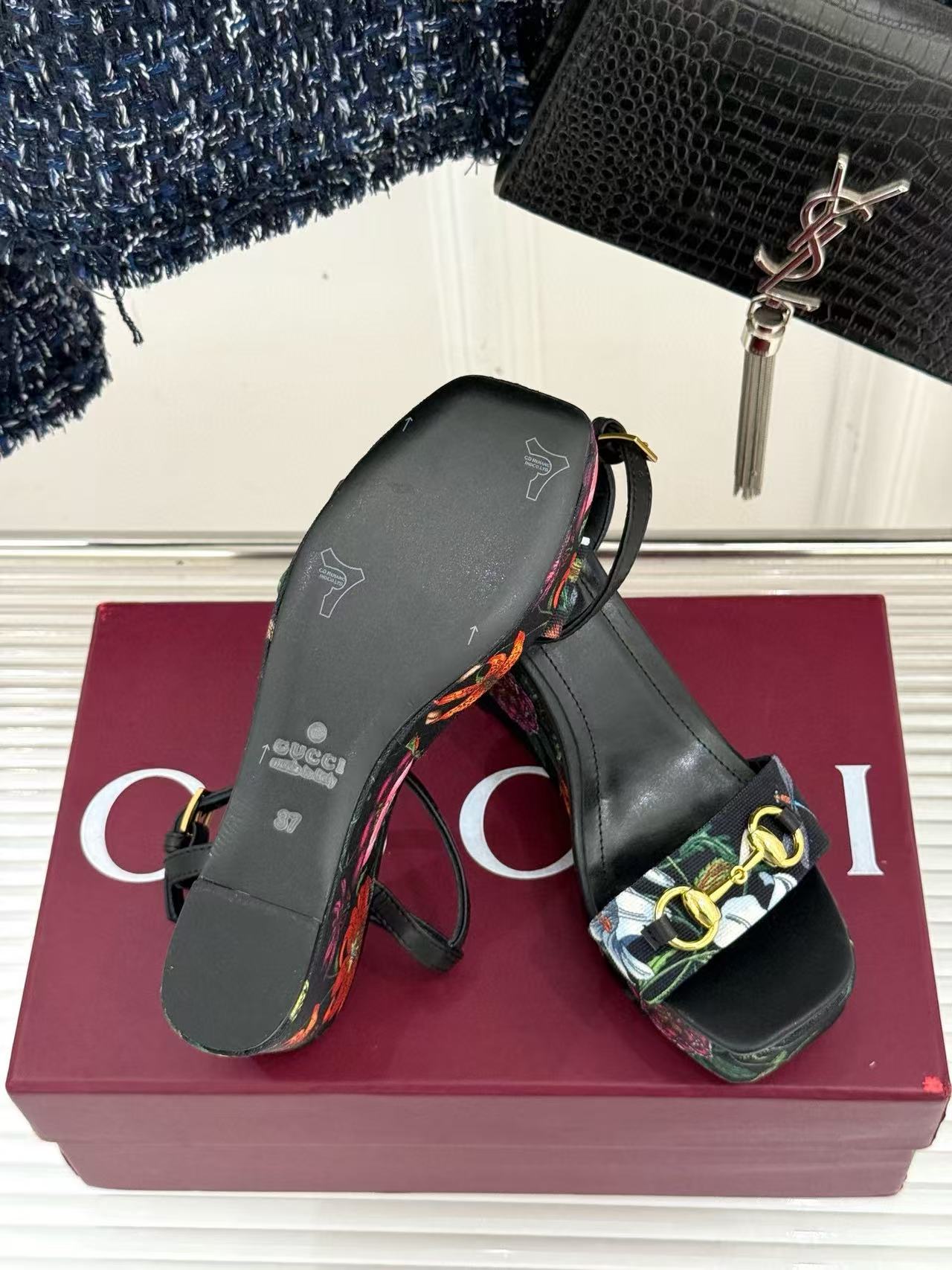 GUCC1 高品質プリント ホースビット ハイヒールサンダル【50％割引+送料無料】