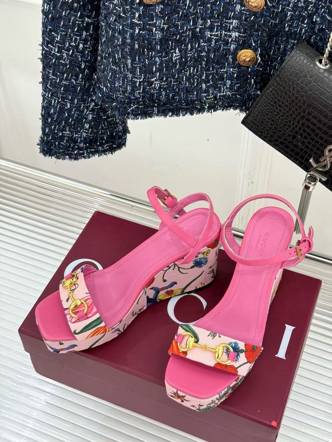 GUCC1 高品質プリント ホースビット ハイヒールサンダル【50％割引+送料無料】