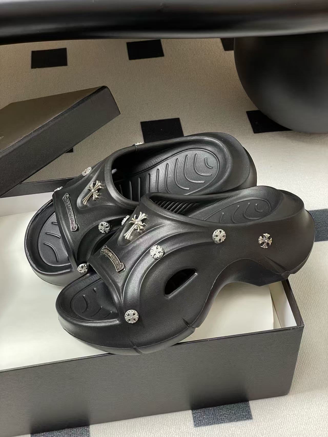 Chr0me Heartsの高品質プラットフォームスリッパ【50％割引+送料無料】