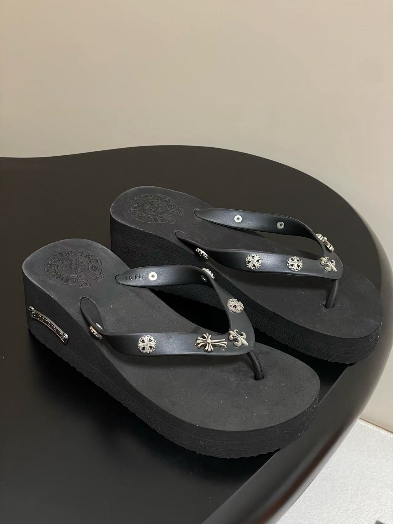 Chr0me Heartsの高品質プラットフォームフリップフロップ【50％割引+送料無料】