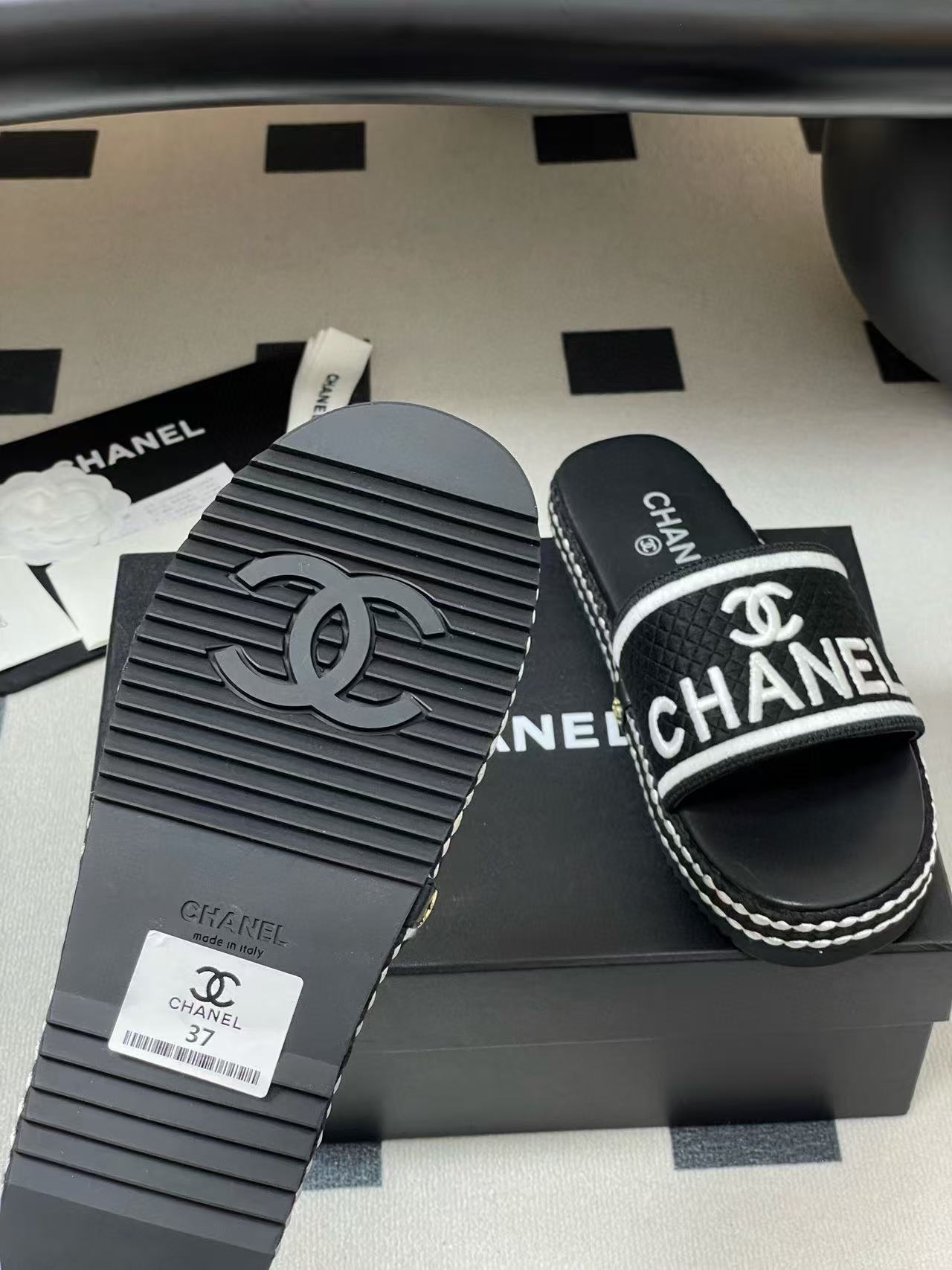 CHANE1 高品質織りダブルC文字厚底スリッパ【50％割引+送料無料】