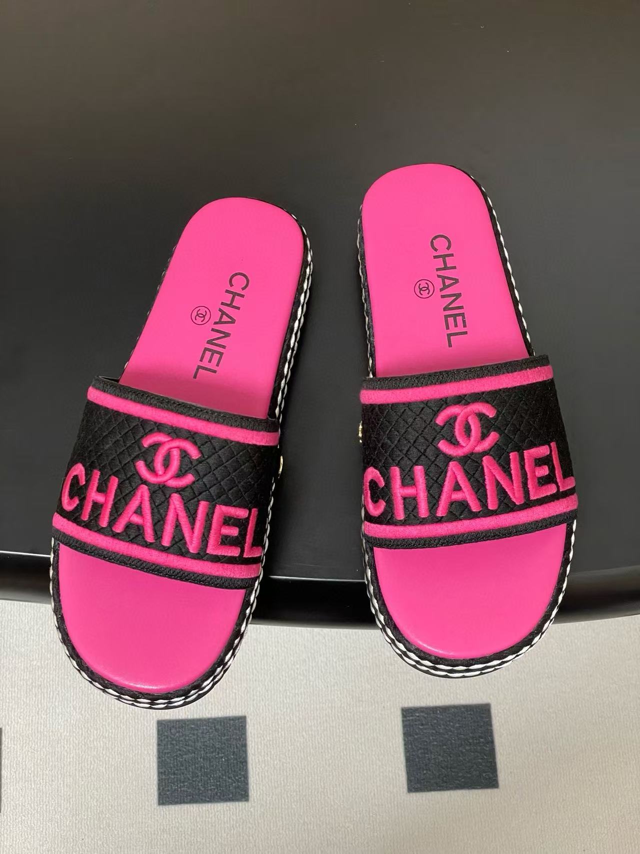 CHANE1 高品質織りダブルC文字厚底スリッパ【50％割引+送料無料】