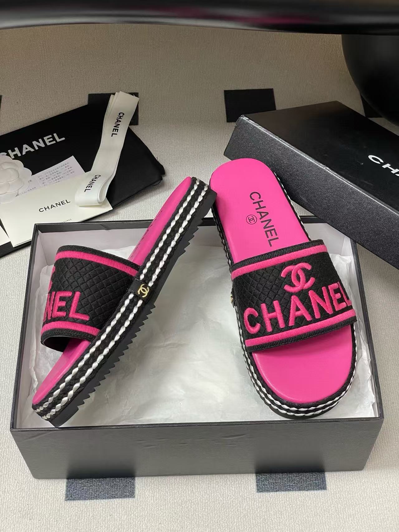 CHANE1 高品質織りダブルC文字厚底スリッパ【50％割引+送料無料】