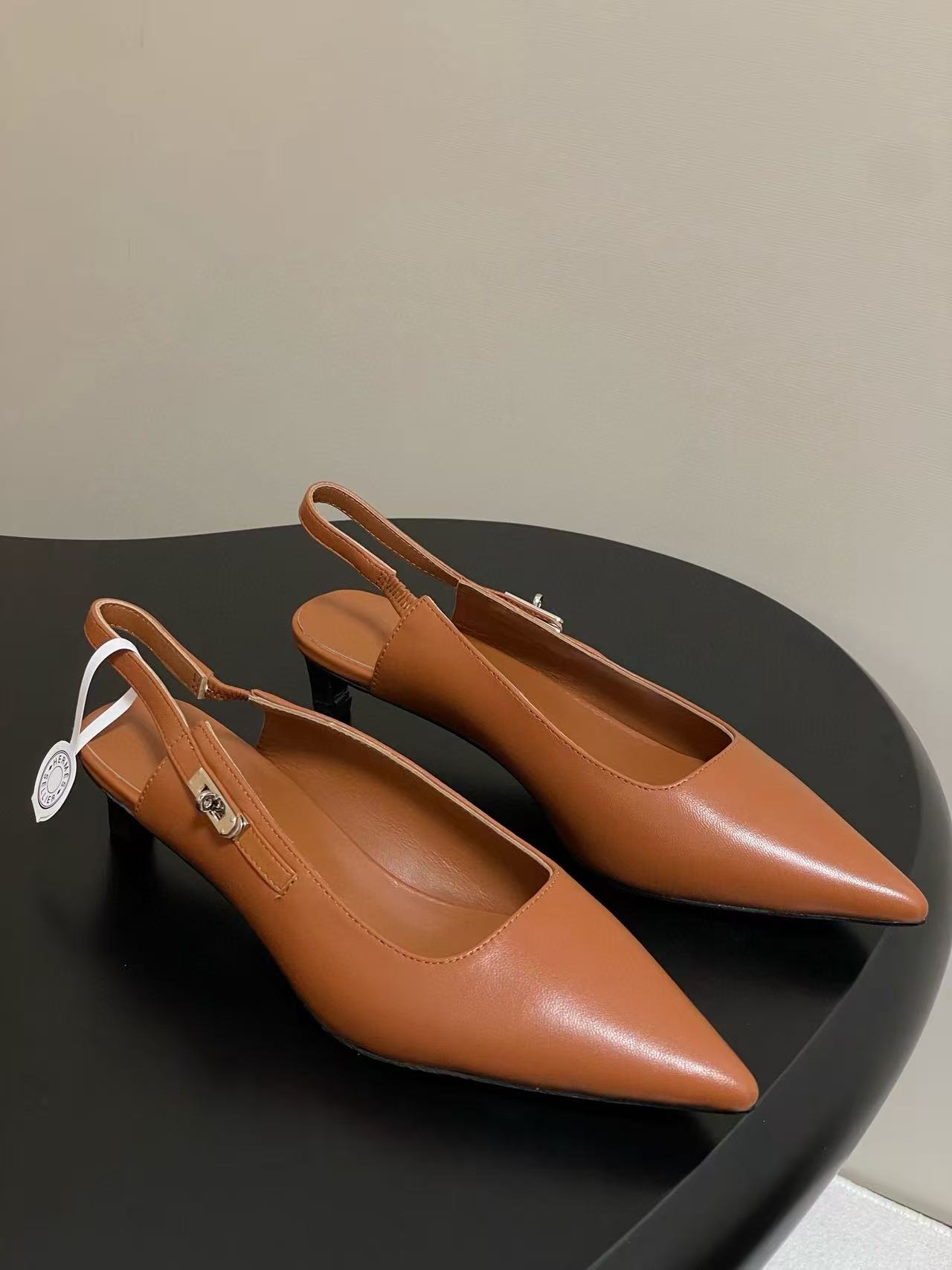 HERME5 高品質ポインテッドトゥフラットシューズ【50％割引+送料無料】