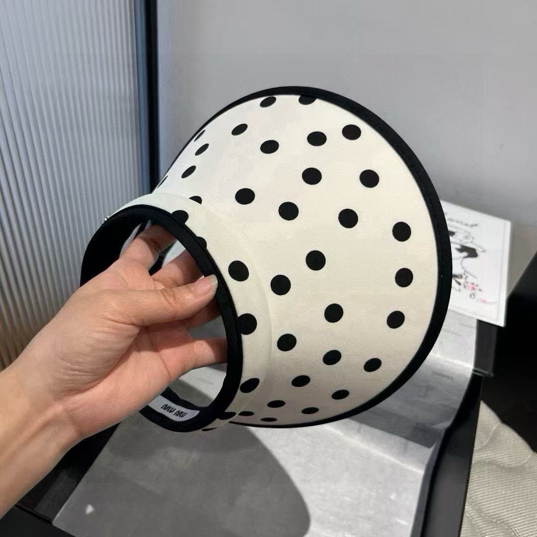 M1UM1U 水玉模様のサンハット【50％割引+送料無料】