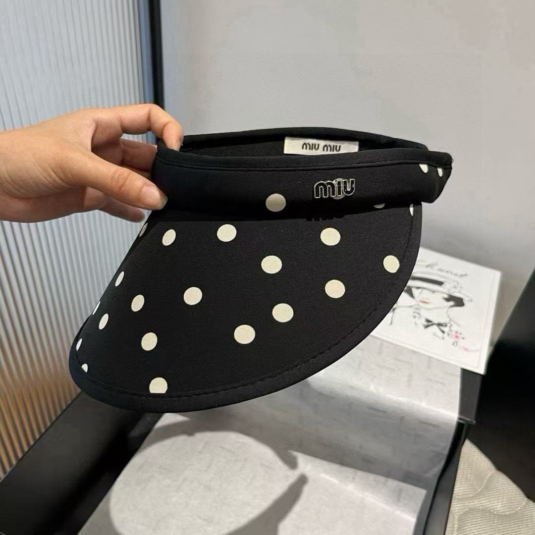 M1UM1U 水玉模様のサンハット【50％割引+送料無料】