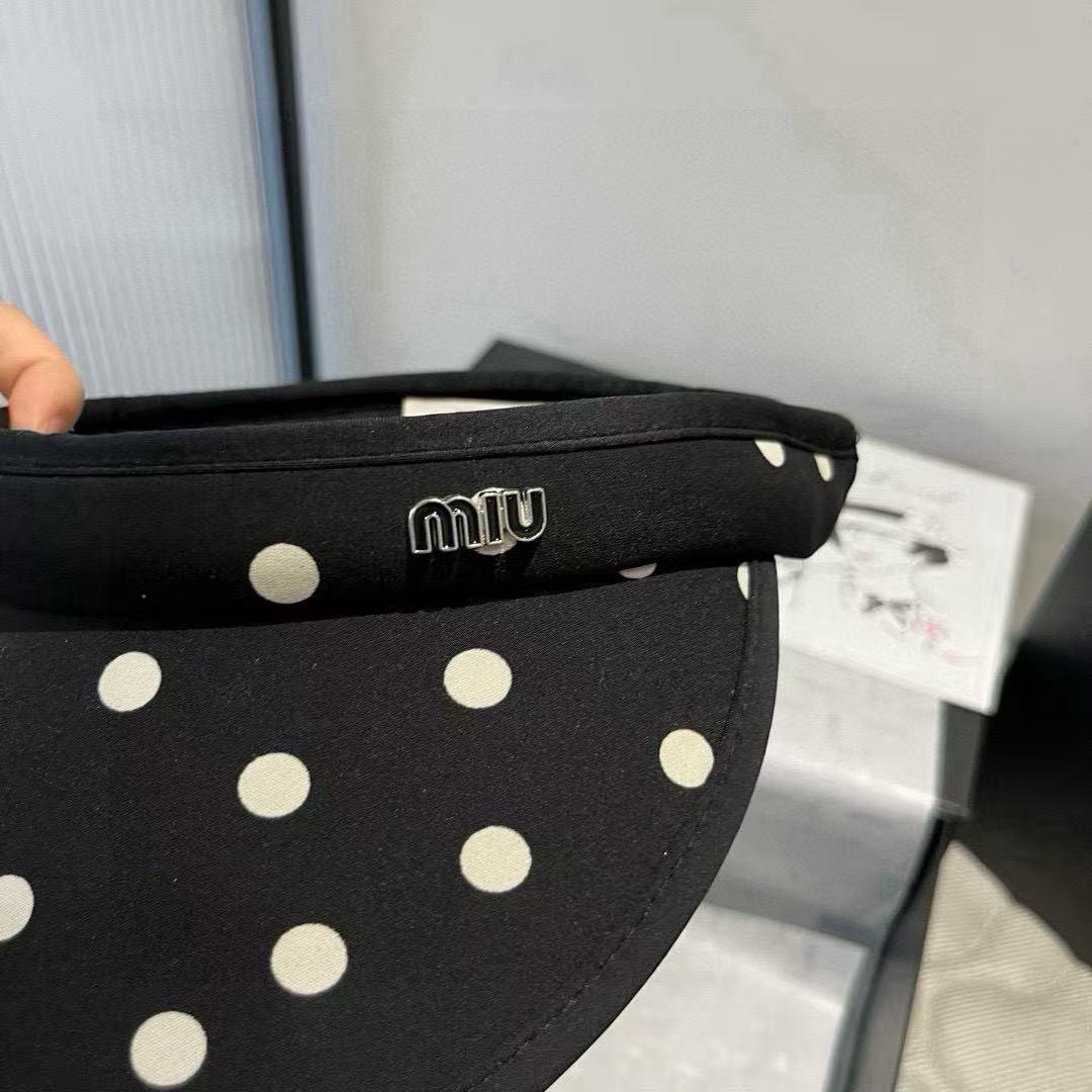 M1UM1U 水玉模様のサンハット【50％割引+送料無料】