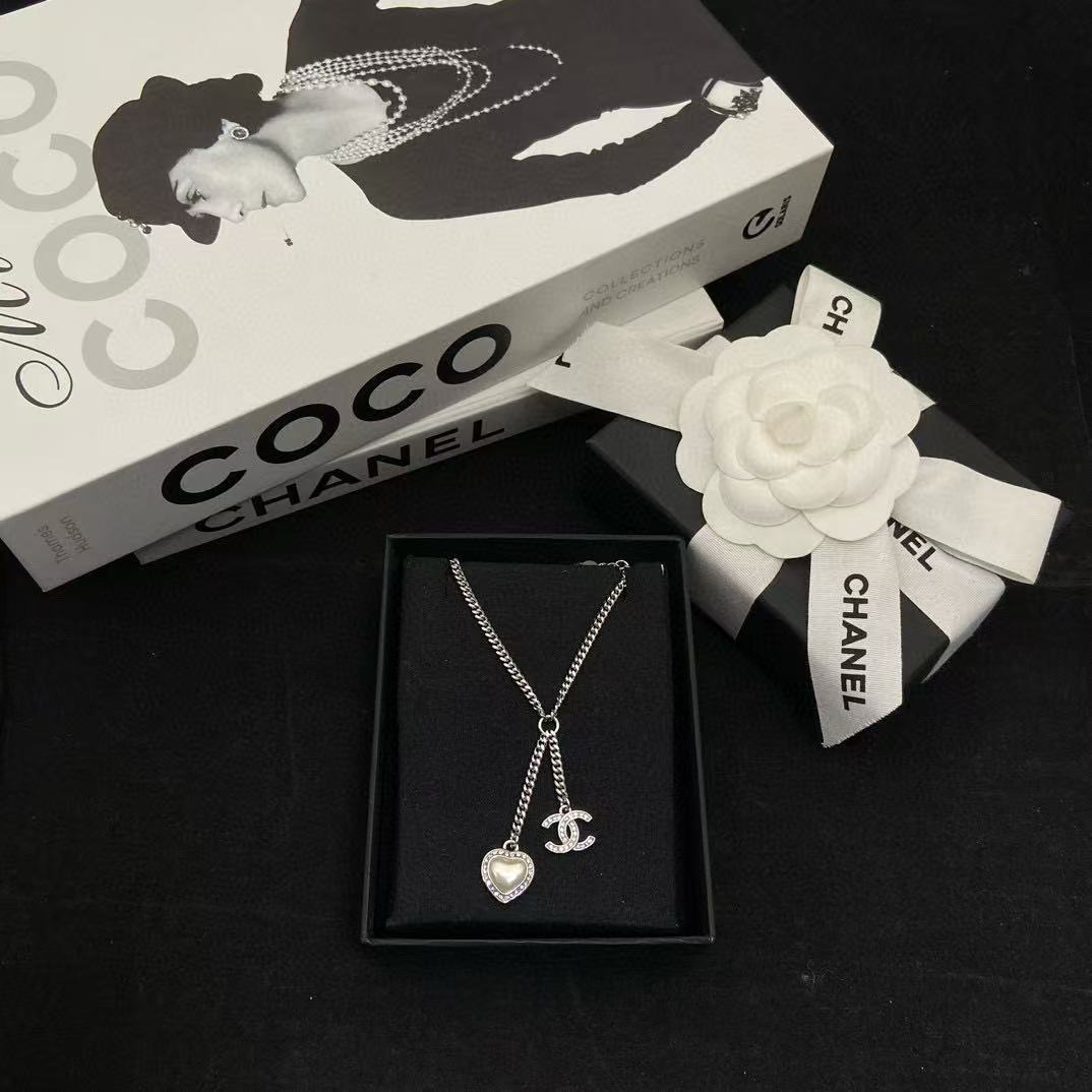 CHANE1 ダブルCハートネックレス【50％割引+送料無料】